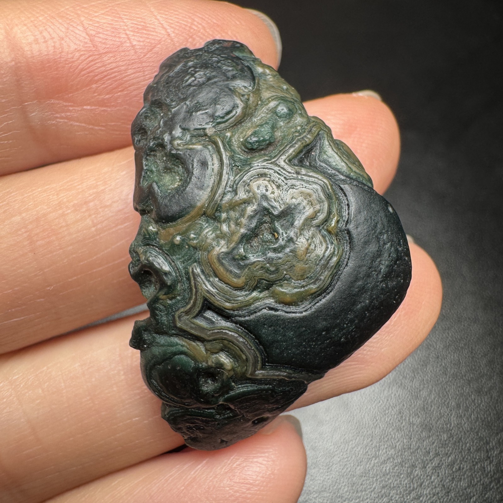 3.7cm/8.1g Natural Alxa Gobi Bronze Green Relief Eye Agate,Mongolia-1113