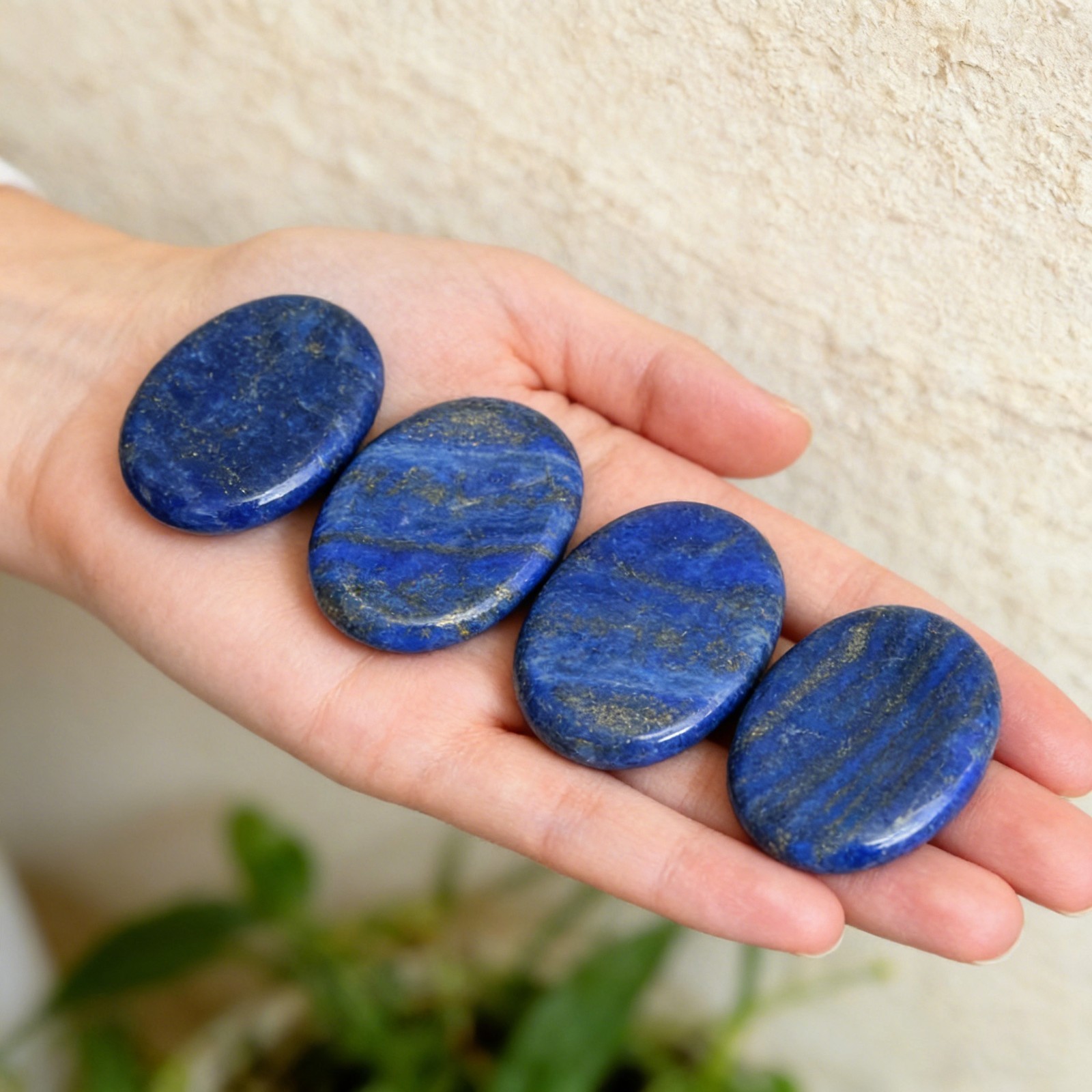 Lapis Lazuli Worry Stone Healing Crystal Palm Stone Energy Gemstone 1 pcs