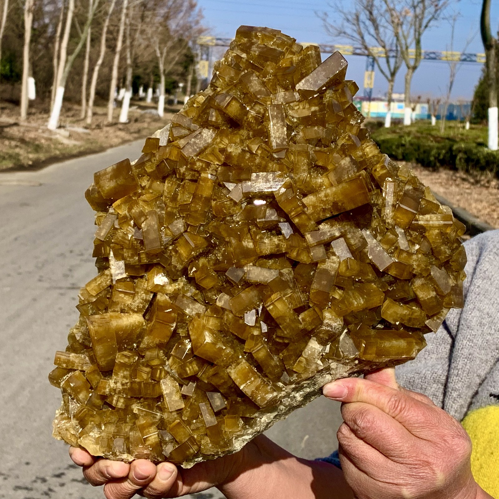 16.14LBShiny Golden Cuboid Barite Crystal Based on the Purple Spherical Fluorite