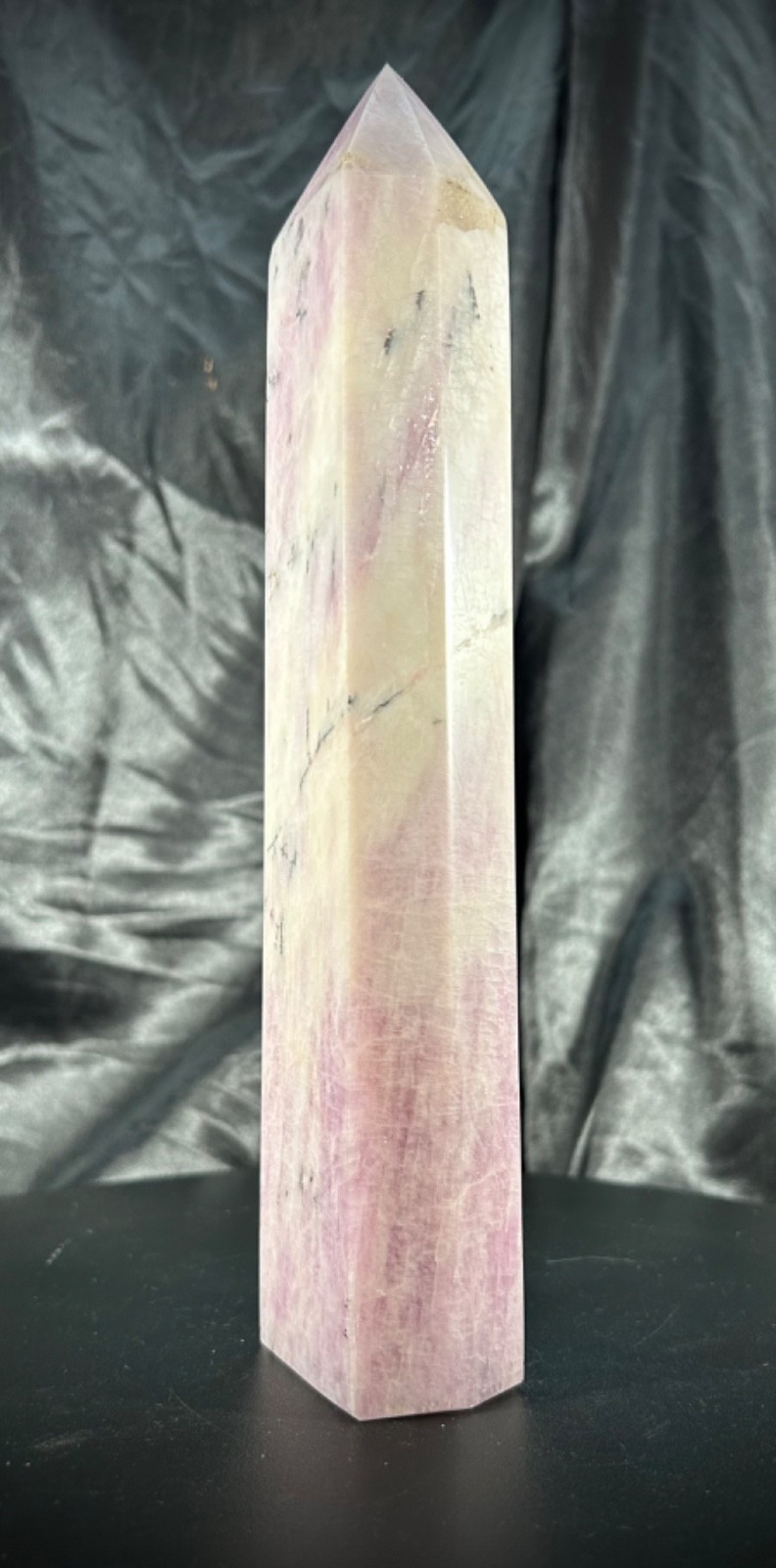 9″ Amazing Kunzite Tower 1b 14.4oz (863 grams) UV Reactive