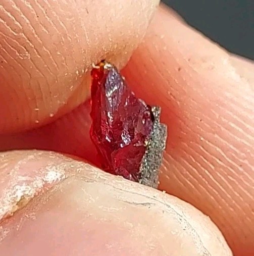 ULTRA RARE GEM RHODOCHROSITE N’Chwaning I Mine, KMF, South Africa