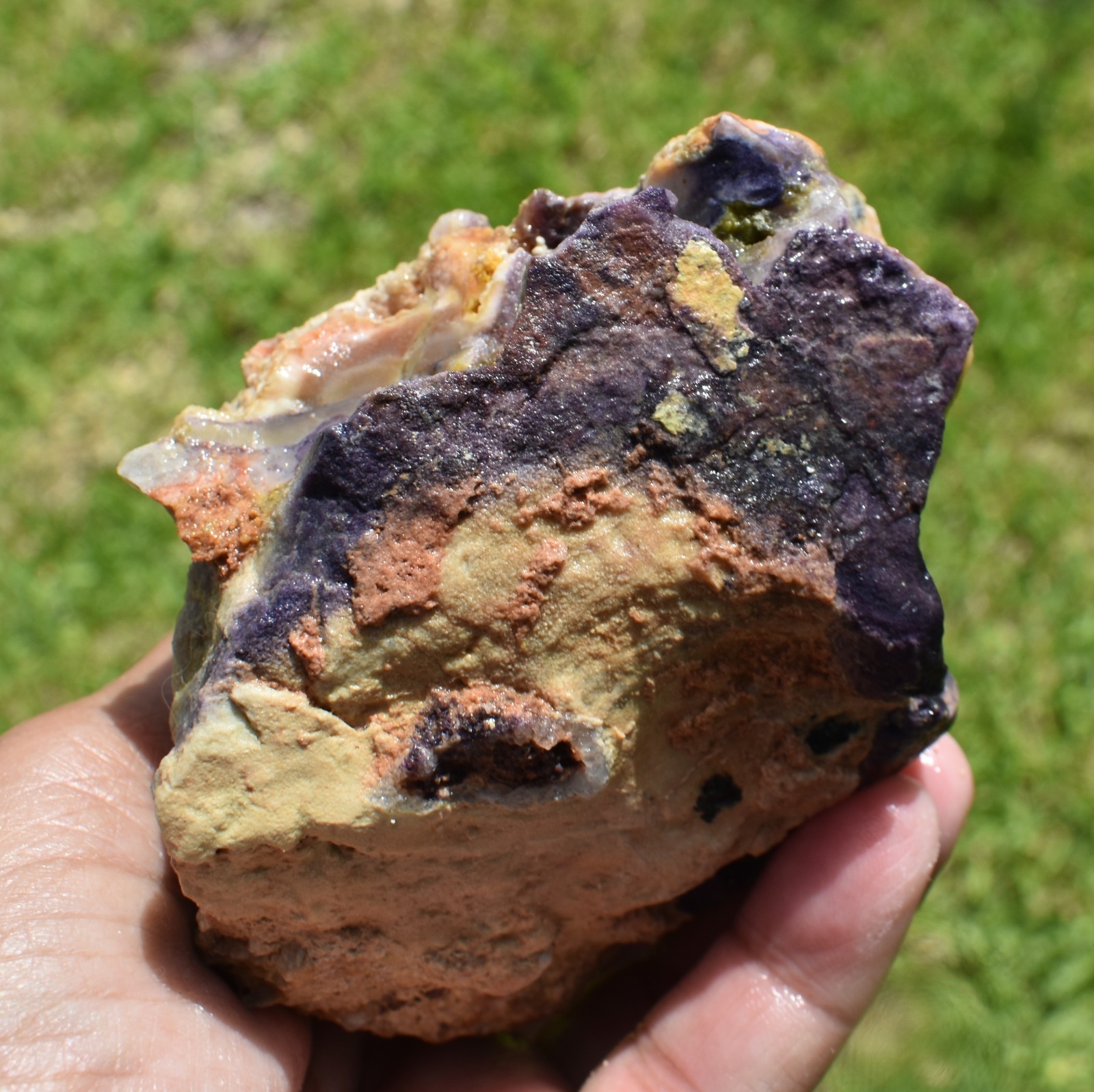 1.02 LB OPALIZED TIFFANY STONE ROUGH, Bertrandite, FLUORITE (POU)
