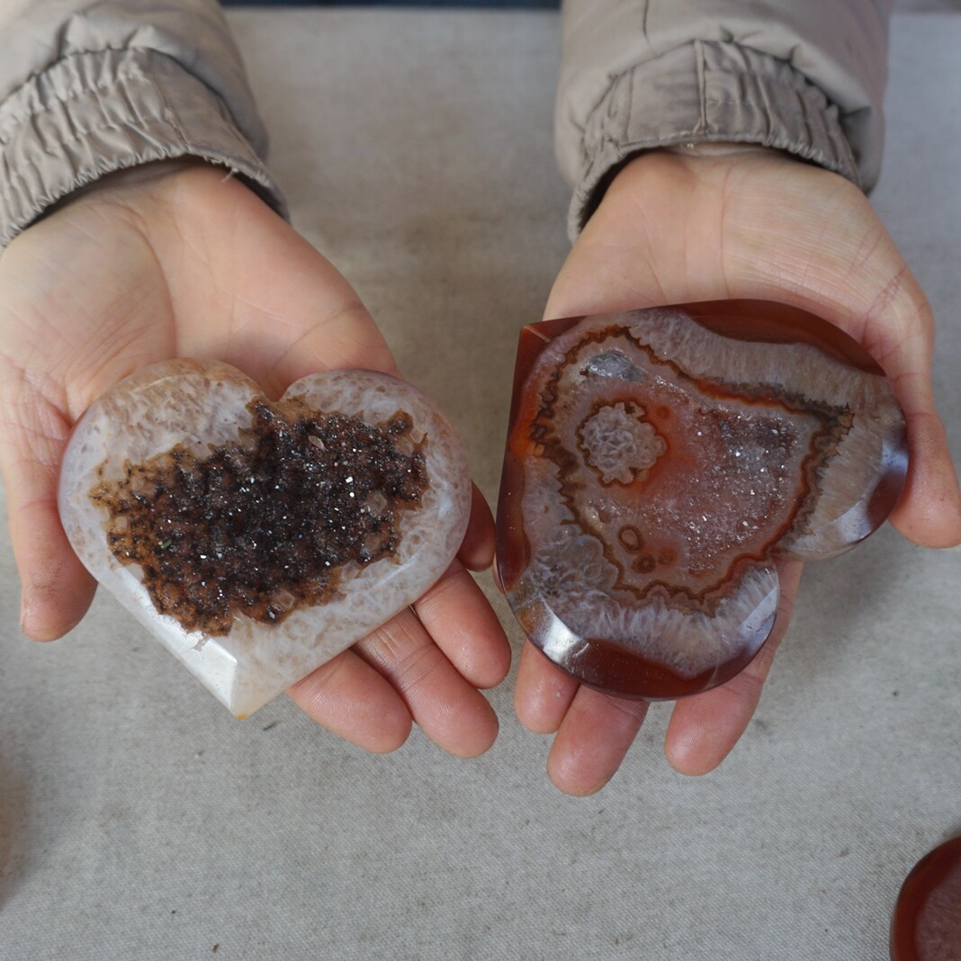 1.5LB 5 Natural Red Carnelian Agate Quartz Crystal Geode Heart Carving Healing
