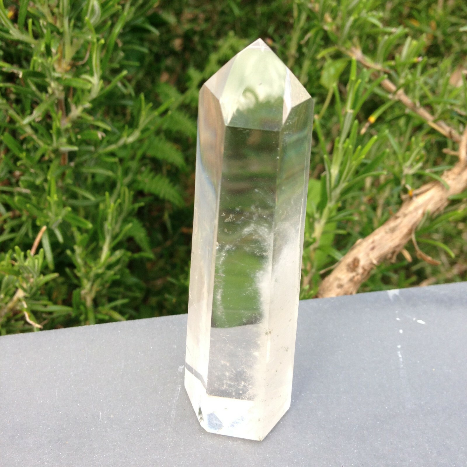 Clear Quartz Phantom Crystal Point Healing Activator Earth 102g 9.67×2.95×2.4cm