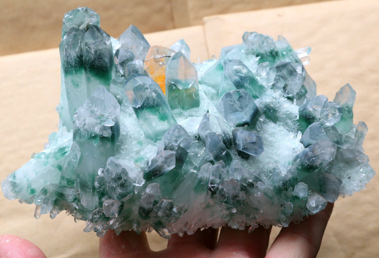 1025.9g New discovery green ghost Yellow crystal clusters of mineral samples