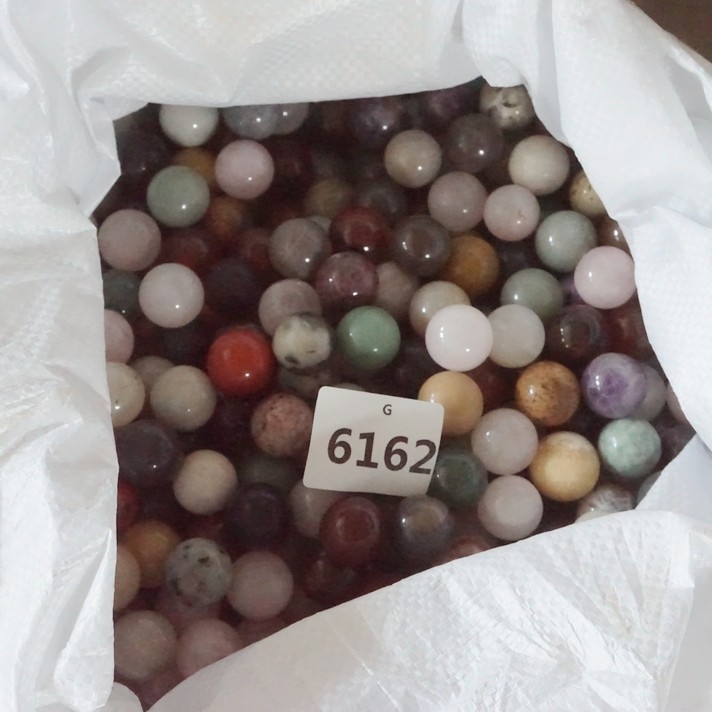 2.2LB 88Pcs Natural Quartz Crystal Jasper Sphere Ball Diverse Stone Healing 20mm