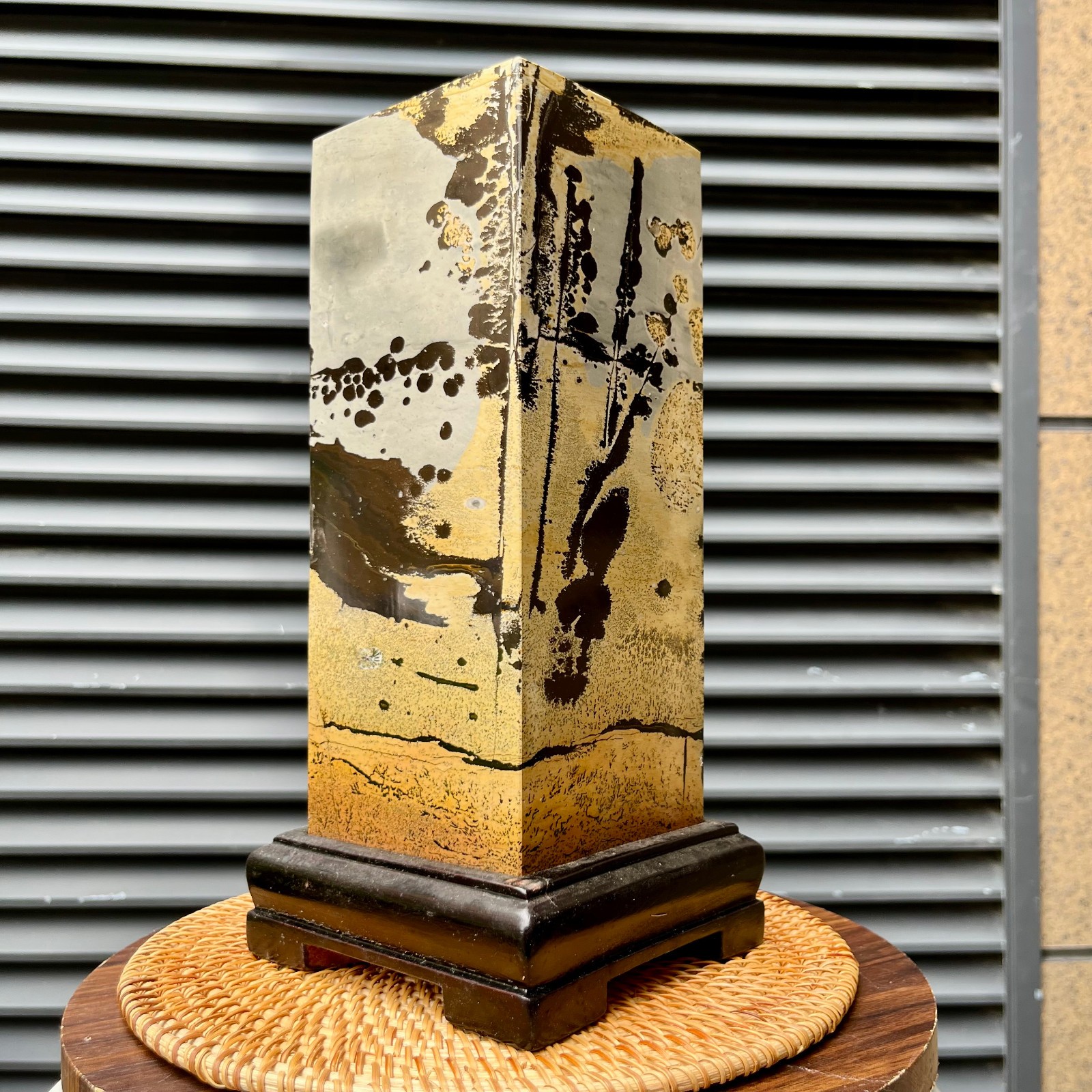 16 lb Landscape Stone Pillar Flat Top Landscape Easter Gift Home Office Display