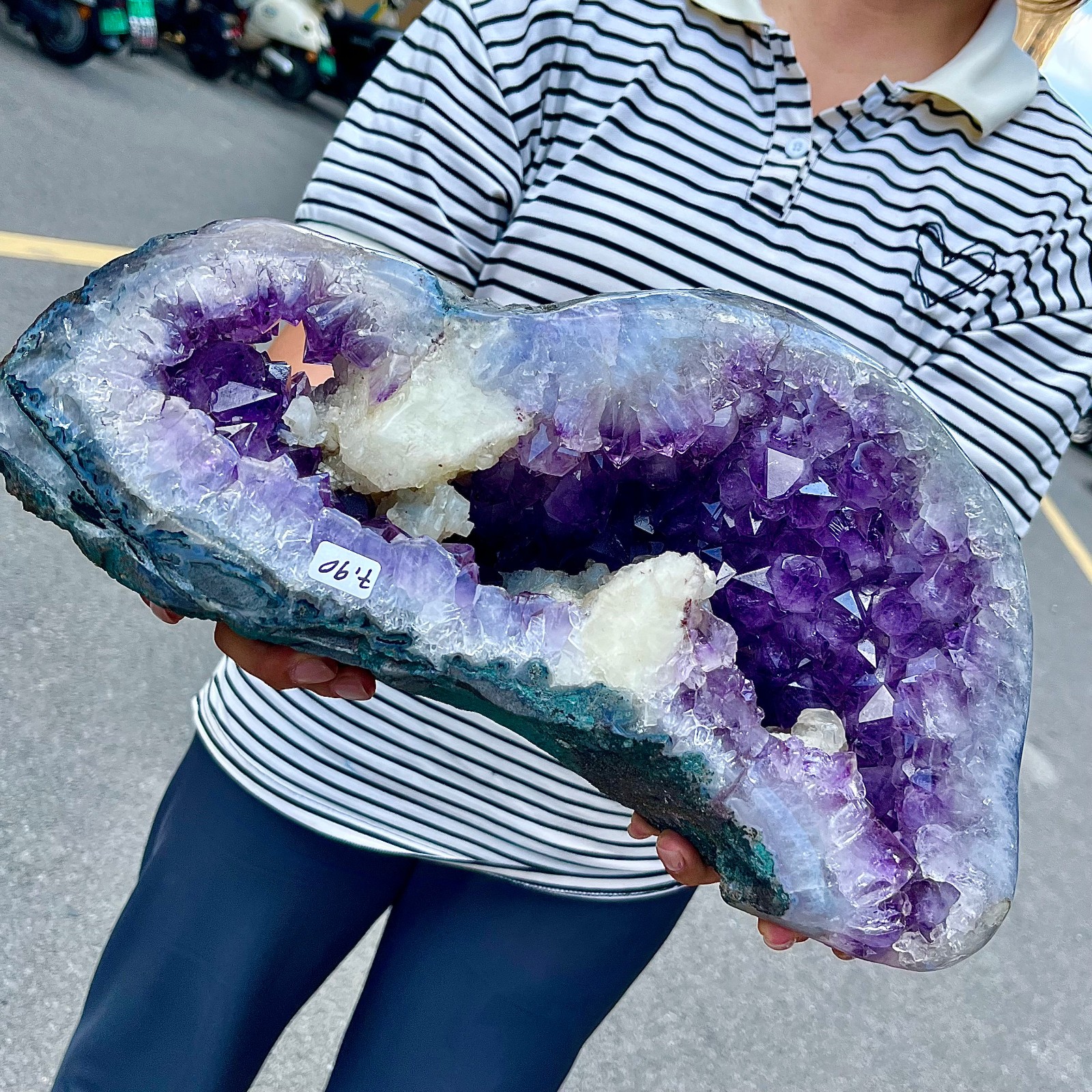 17.39LB High quality amethyst cave skeleton specimen