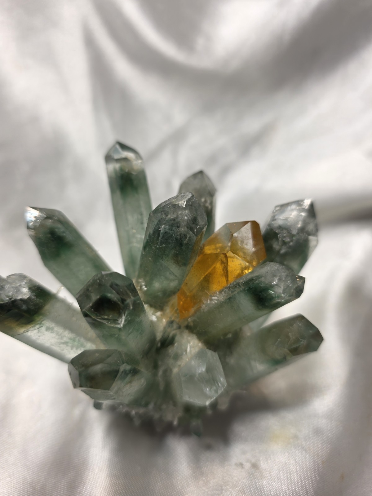(D9) 276G New Find Green and Yellow Phantom Ghost Quartz Crystal Cluster Mineral