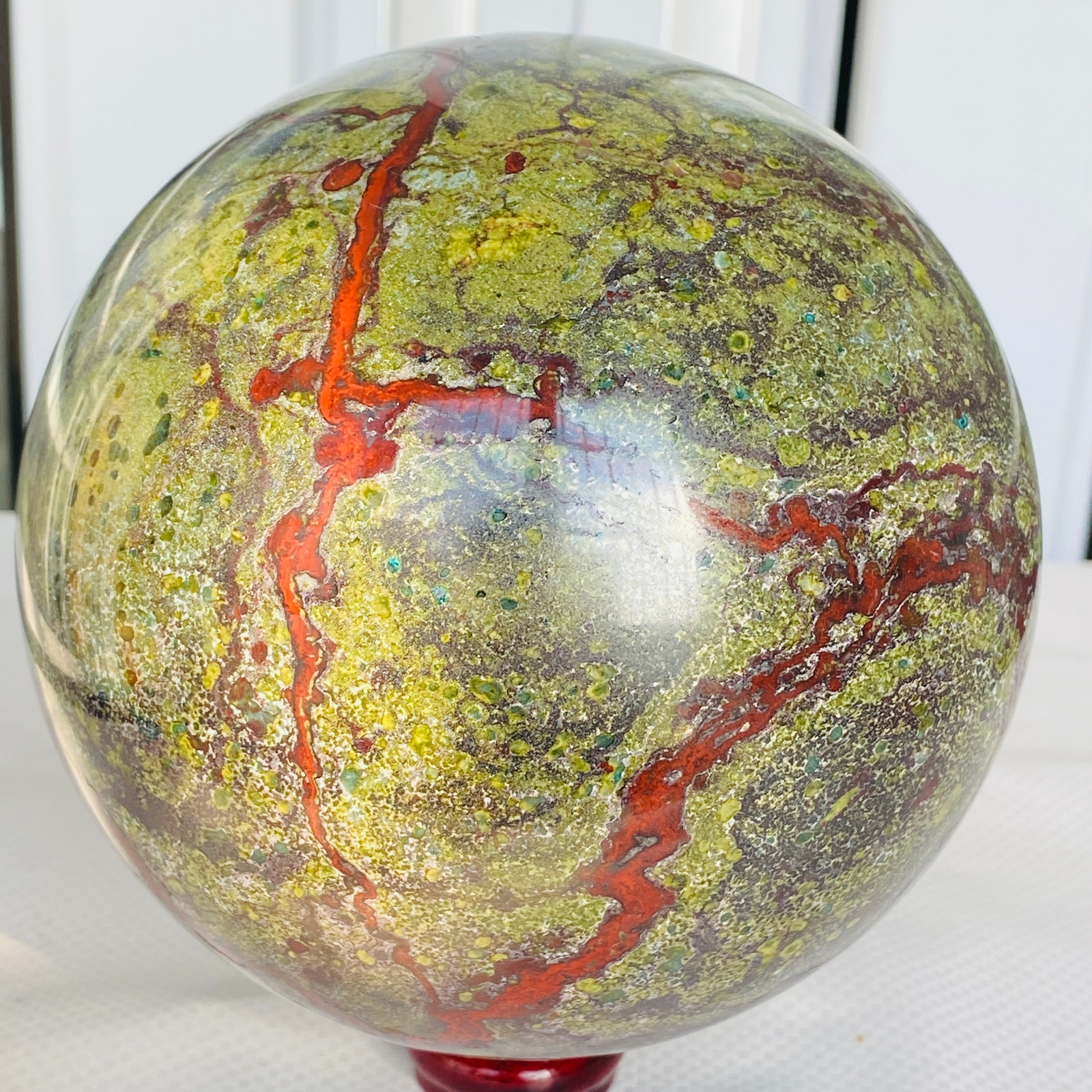 Natural dragon blood stone quartz sphere crystal ball reiki healing 4040G
