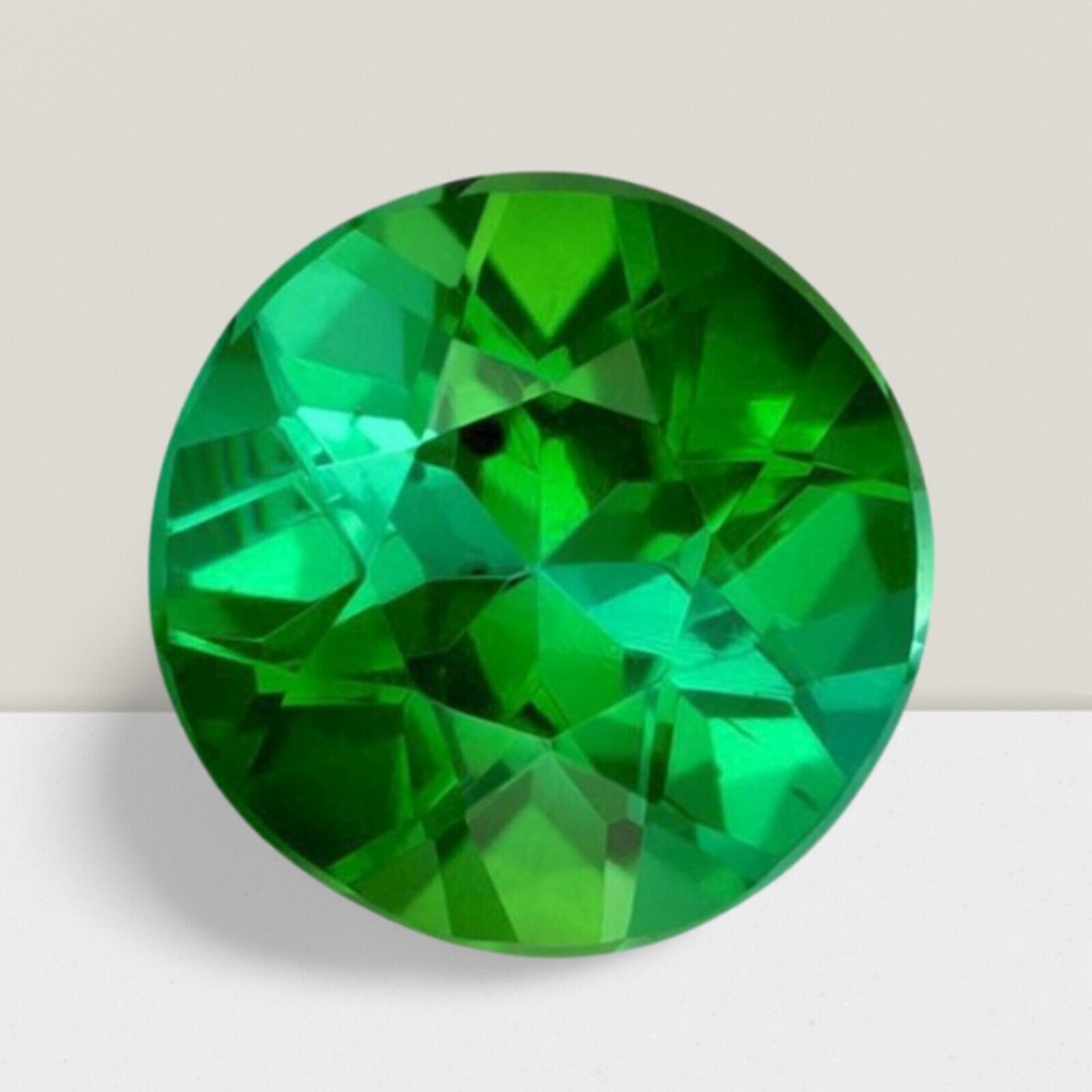 Green Tourmaline Round Cut Gemstone 3.51 Cts – 10 mm Flawless Loose Gem
