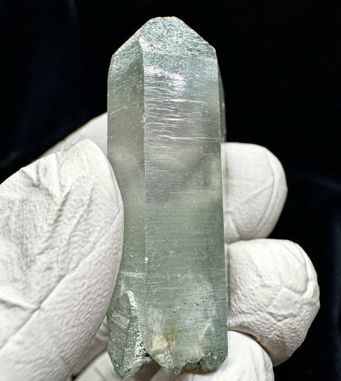 “Green Forest Canyon”Hashupi Himalaya Floater Silver-sand Phantom Quartz Crystal