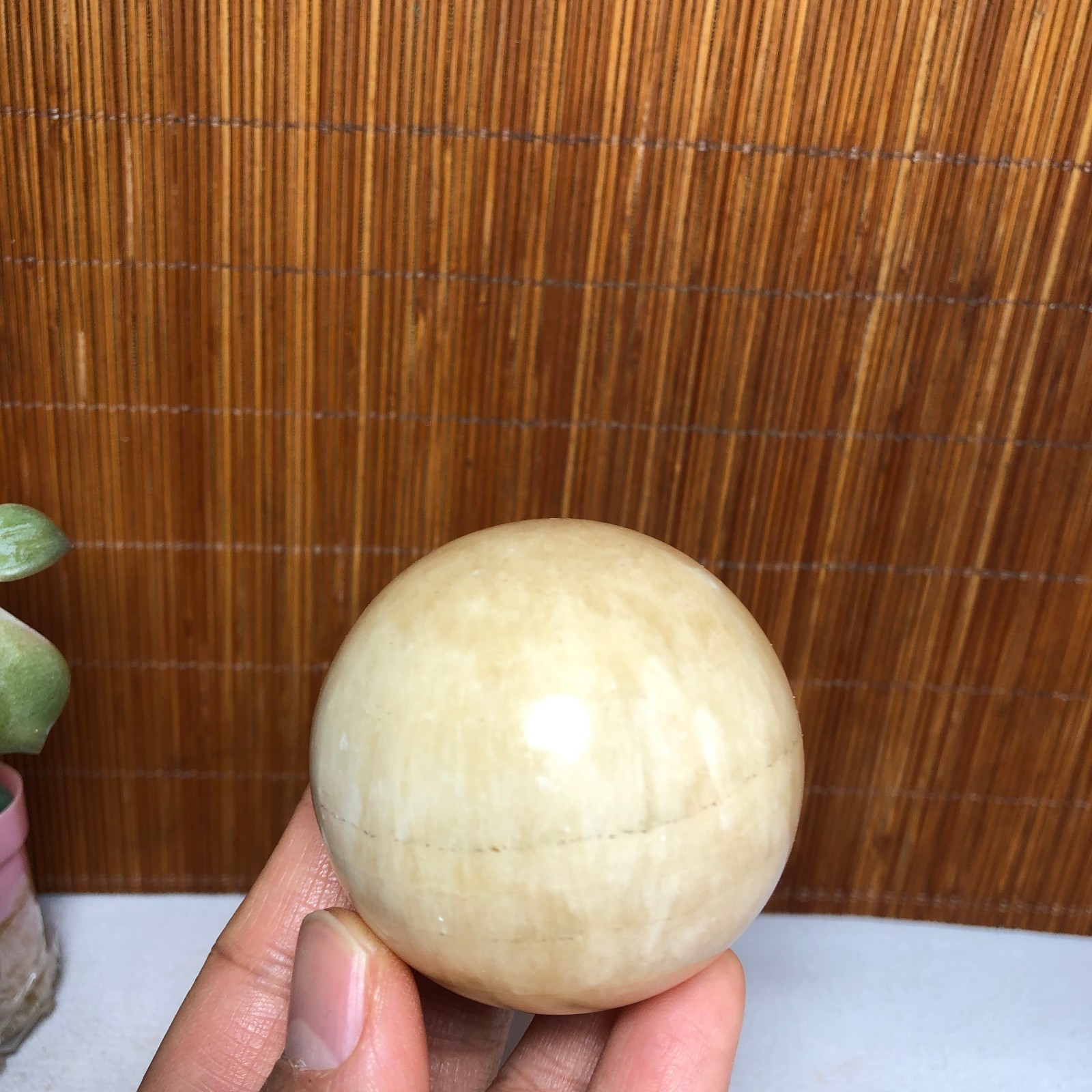 50mm Natural polished Yellow Gream Jade Semi-precious Ball sphere 195g A2020