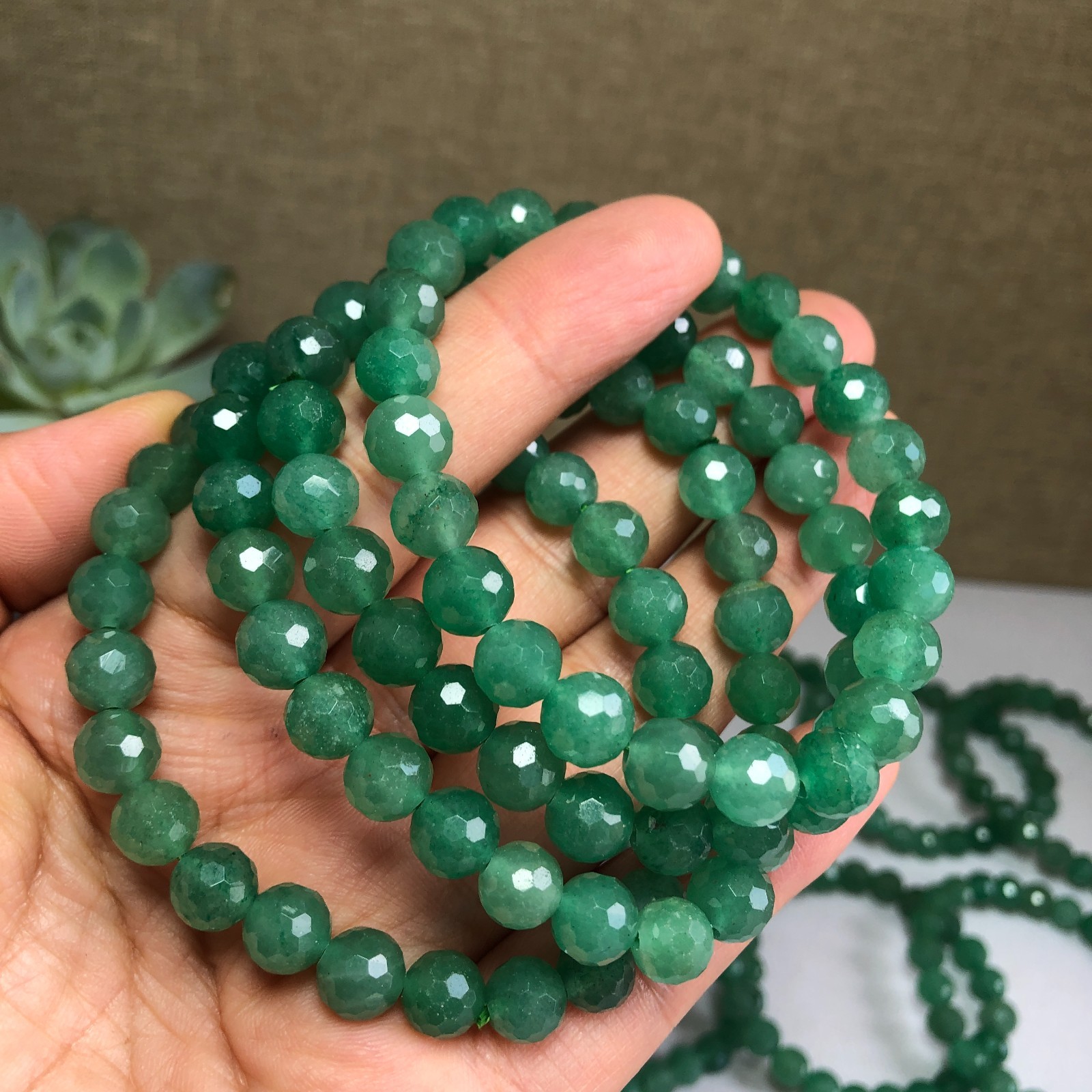5Pcs Wholesal Natural Aventurine Quartz bracelets Crystal ball sphere facet 8mm
