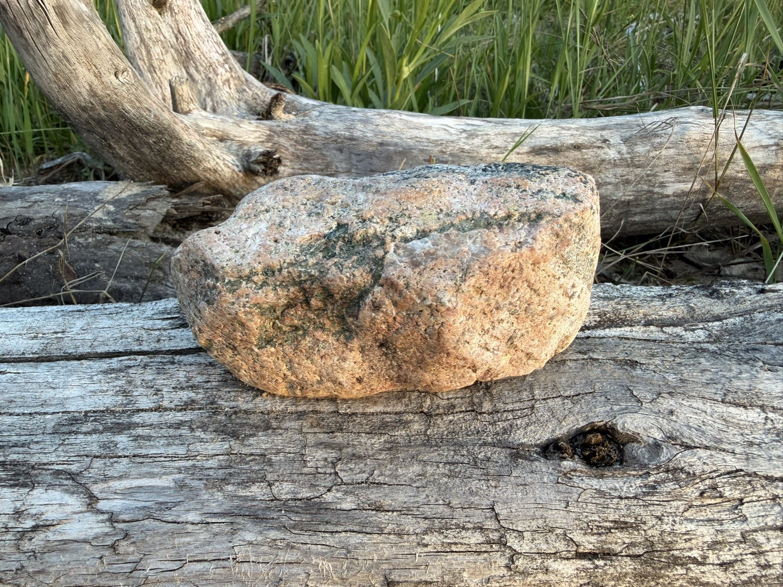Natural Lake Michigan Rock Granite With Quartz LOOK! 👀 2lb+ READ CAREFULLY