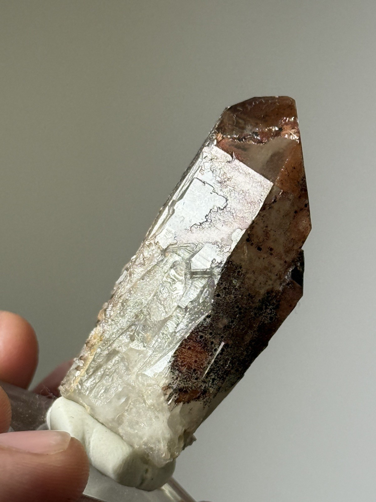 Quartz Crystal w/ Phantom & Hematite Red Feather, CO 5cm – 34.2g – ID20