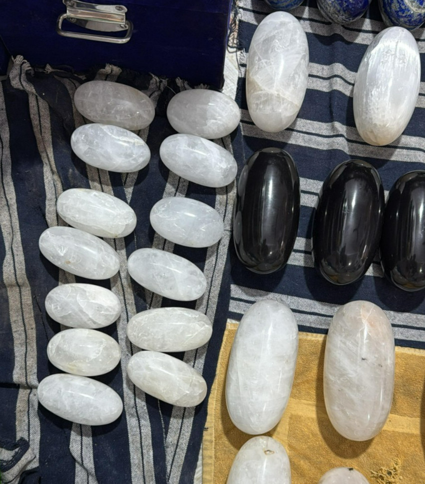 Crystal Stone Healing Hand Carved Lingams Healing Reiki Home Metaphysical Decor