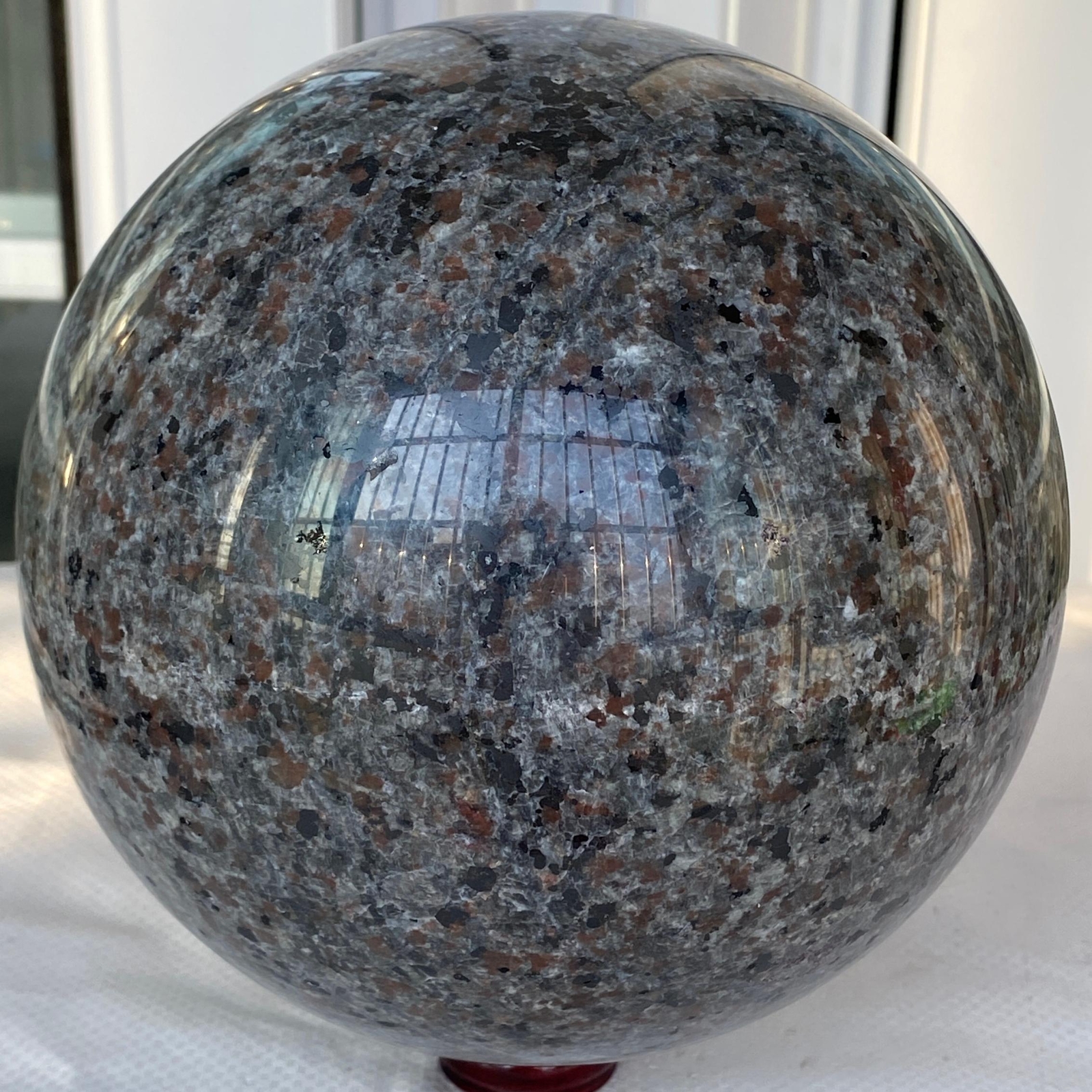 Natural Flame’s stone Sphere crystal ball reiki healing 5660G UV Reactivecrystal