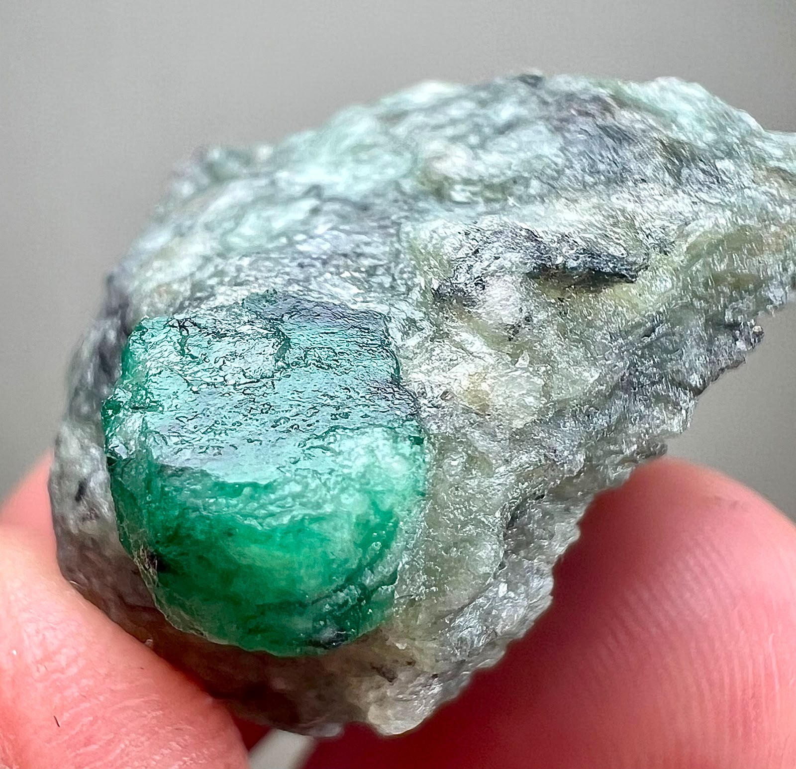 73 CT, Natural Top Green Emerald Crystal on Matrix From Swat Pakistan