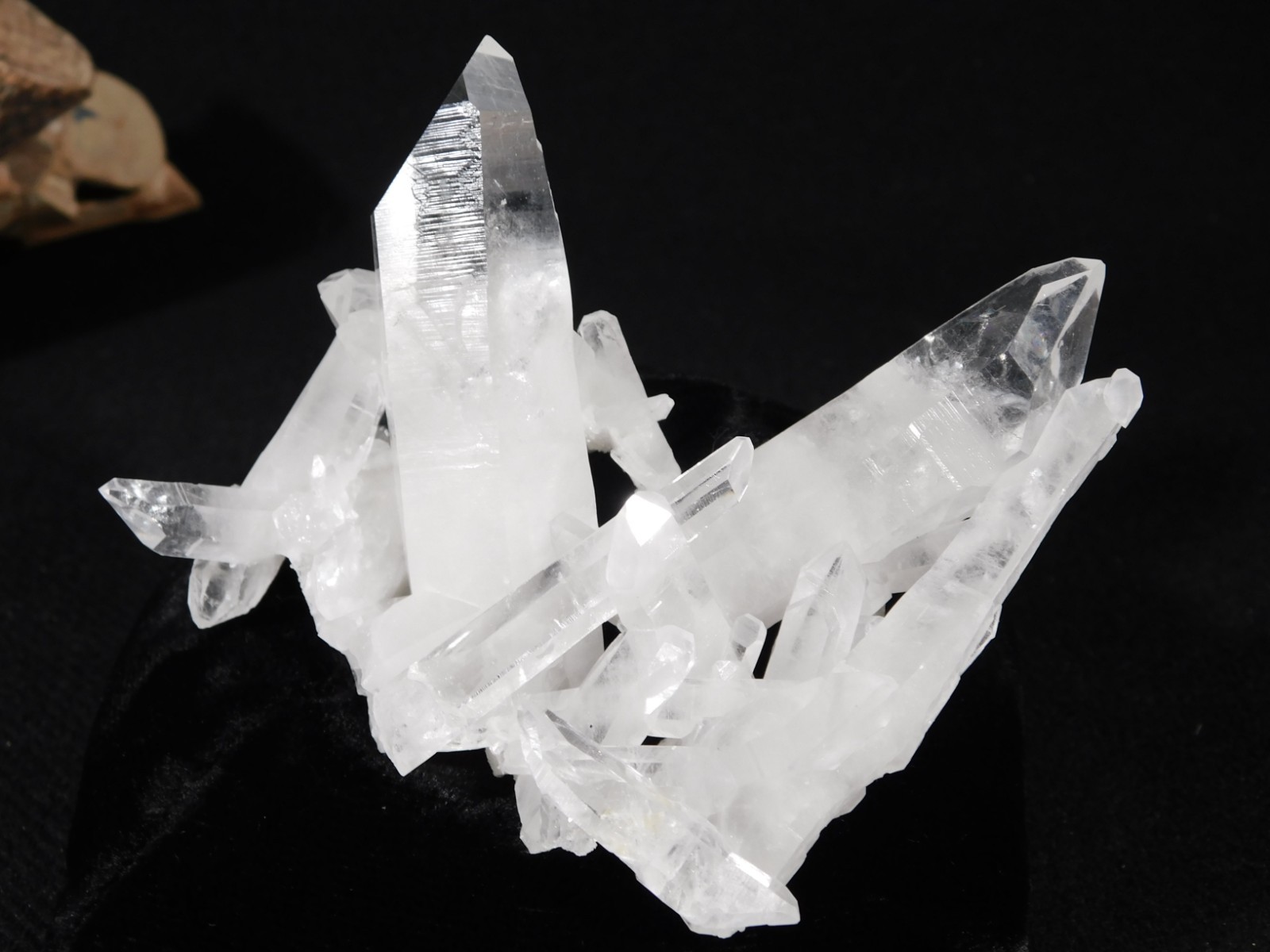 Larger! VERY TRANSLUCENT Quartz Crystal Cluster Collier Creek ARKANSAS 150gr