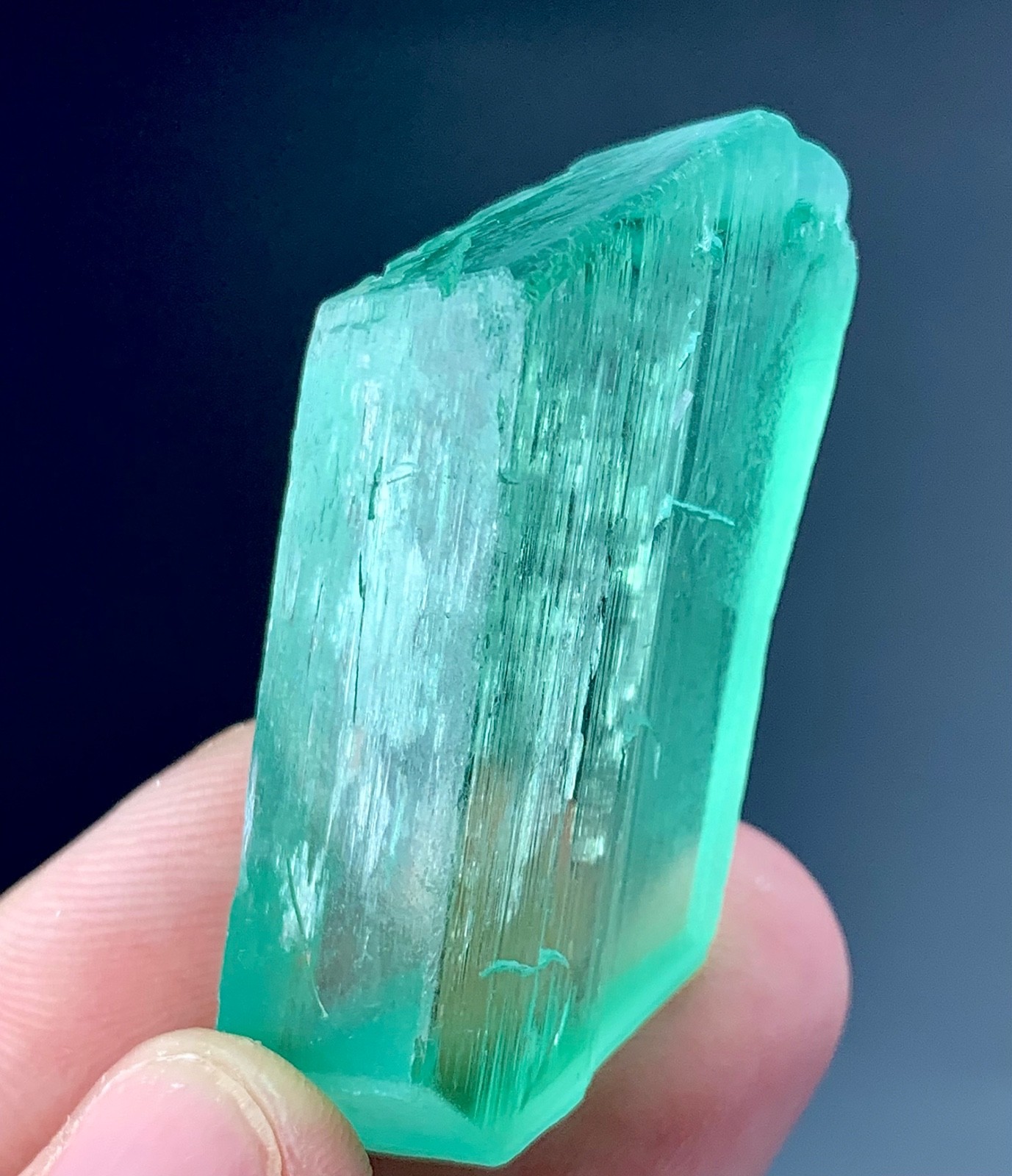 108 Carat Green kunzite Crystal specimen From Afghanistan