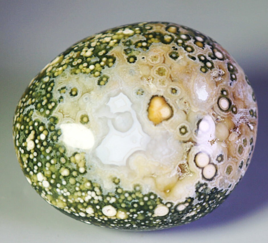 Natural Round Eye Ocean Jasper Agate Quartz Crystal Palm Stone Mineral Specimen