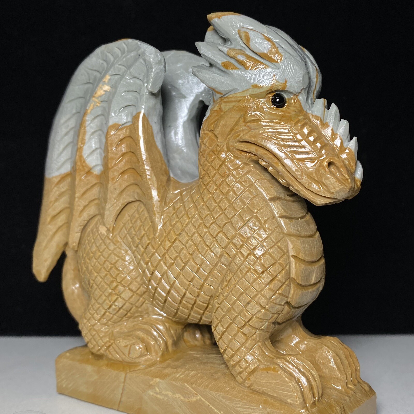Natural Cluster Quartz Mineral Specimen Songhua Stone Handcarved flying dragon