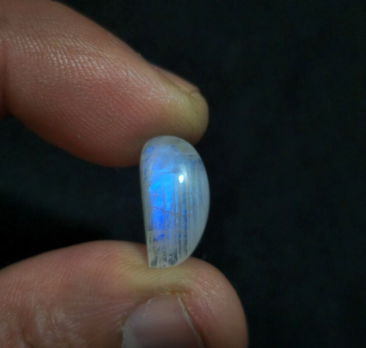 16×13.50×6 mm Ravishing Rainbow Moonstone Cabochon Loose Gemstone For Jewelry