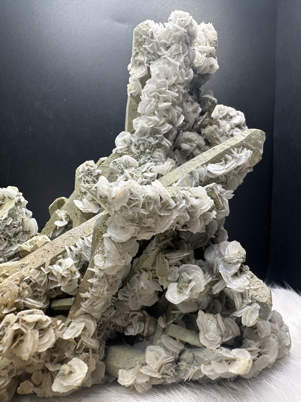 Green Quartz cluster
