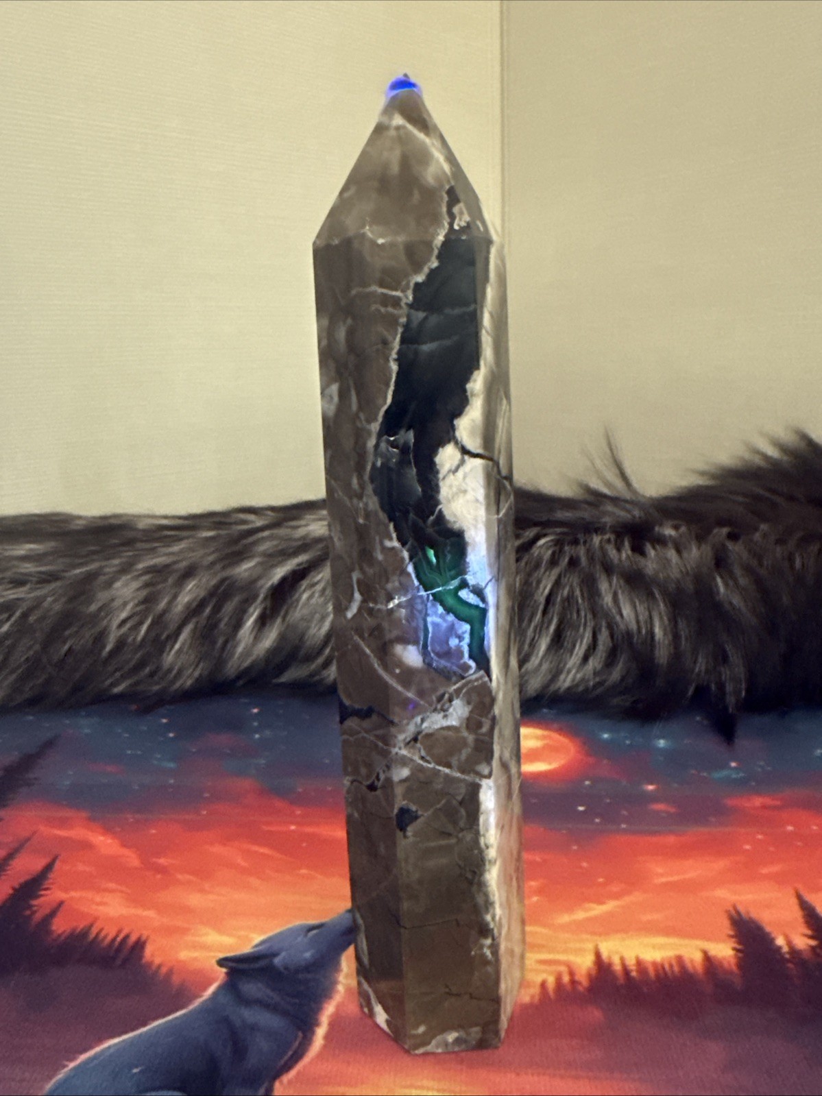 Over 9 In Volcano Agate Crystal Tower UV Light Reactive Approx 723g/ 1lb 8.5oz