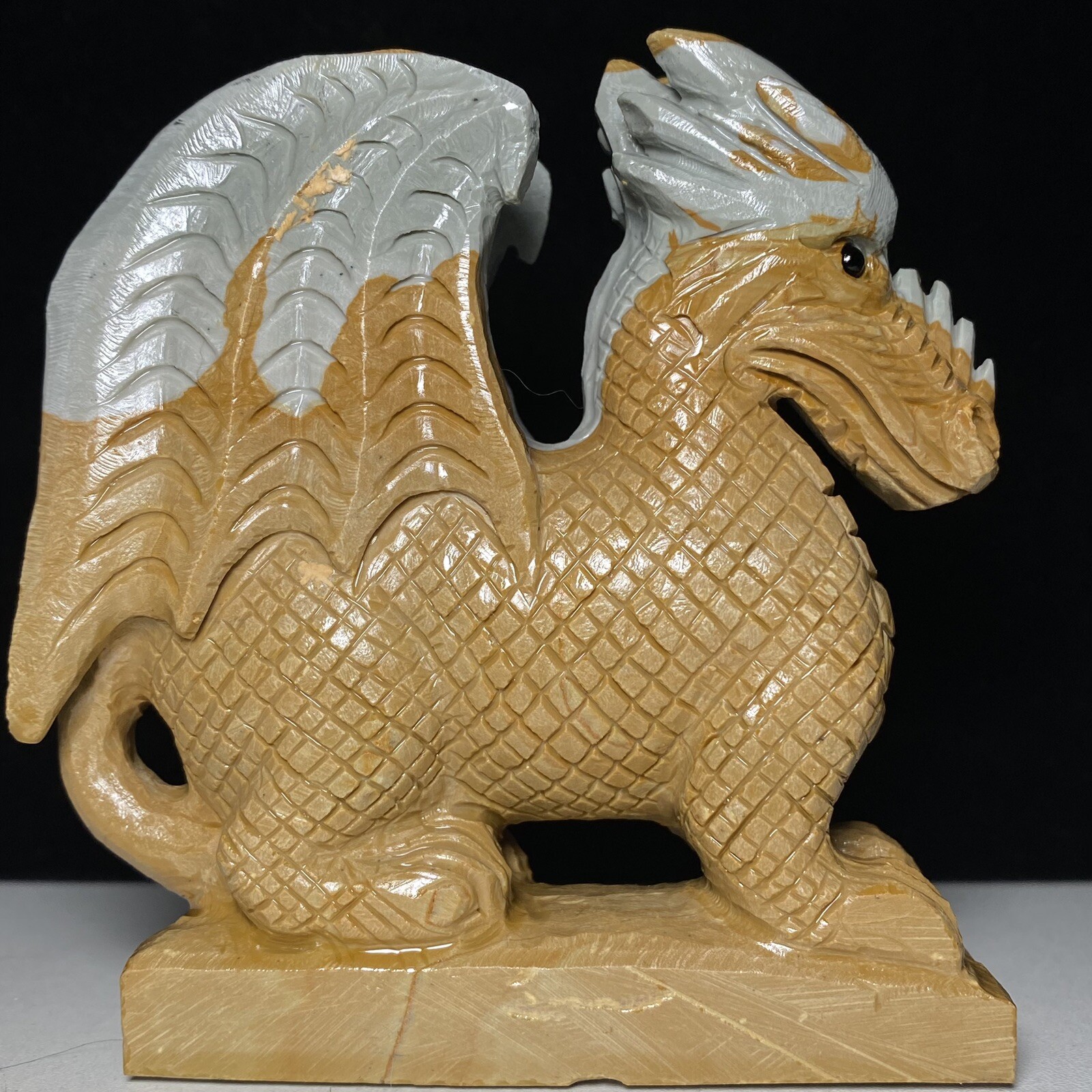 Natural Cluster Quartz Mineral Specimen Songhua Stone Handcarved flying dragon