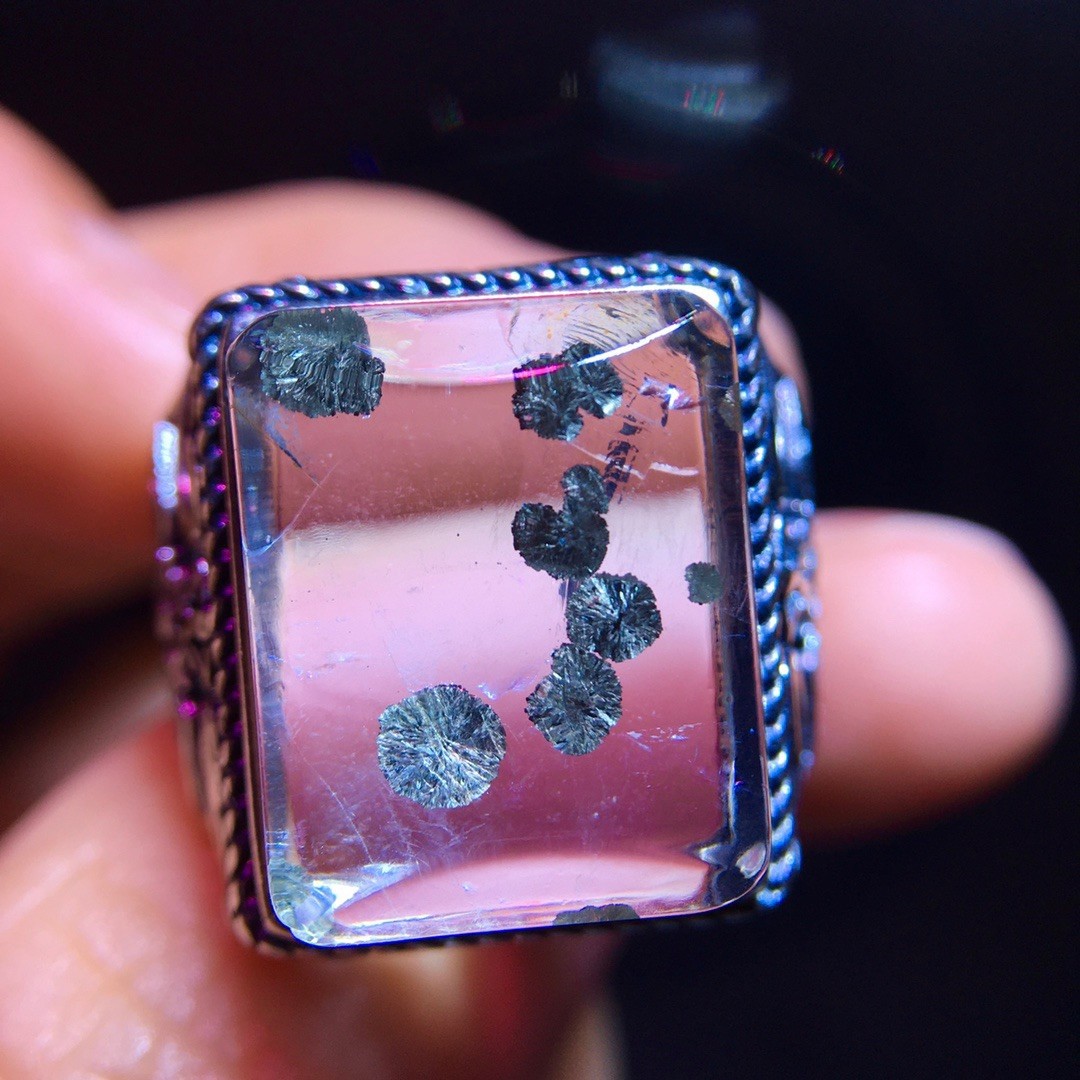 Full bezel brass ring
