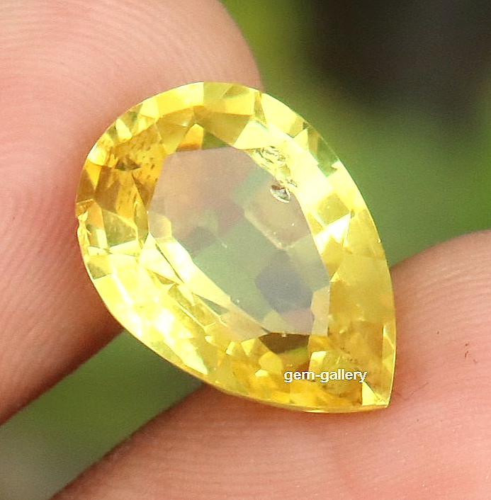 Yellow Sapphire AAA+ Gemstone GGI Certified Loose Gemstone Pear Cut 10 Ct