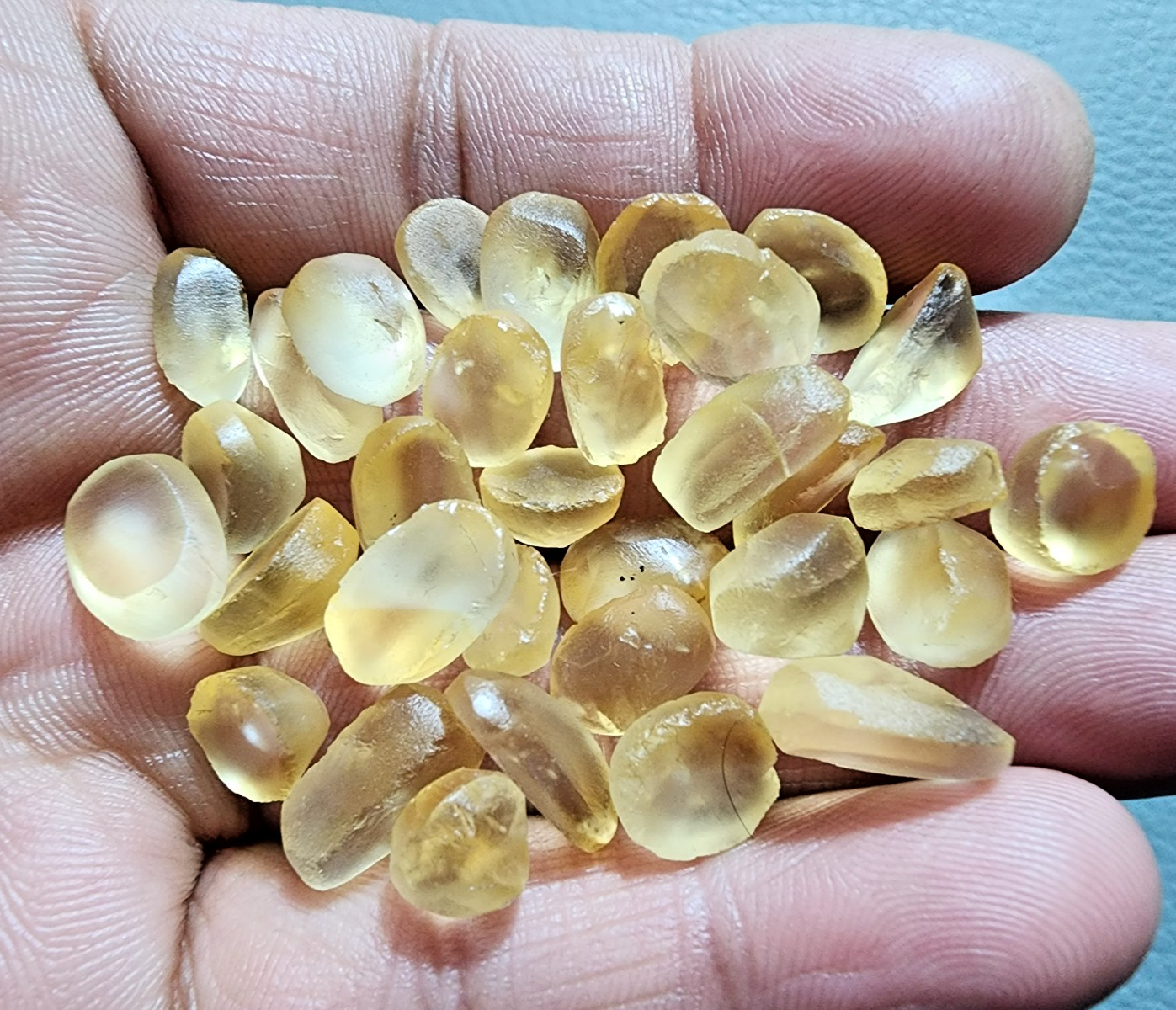 30 Pcs Yellow Citrine Topaz Without Cutting, 9-11MM Faceted Cabochon Gemstone