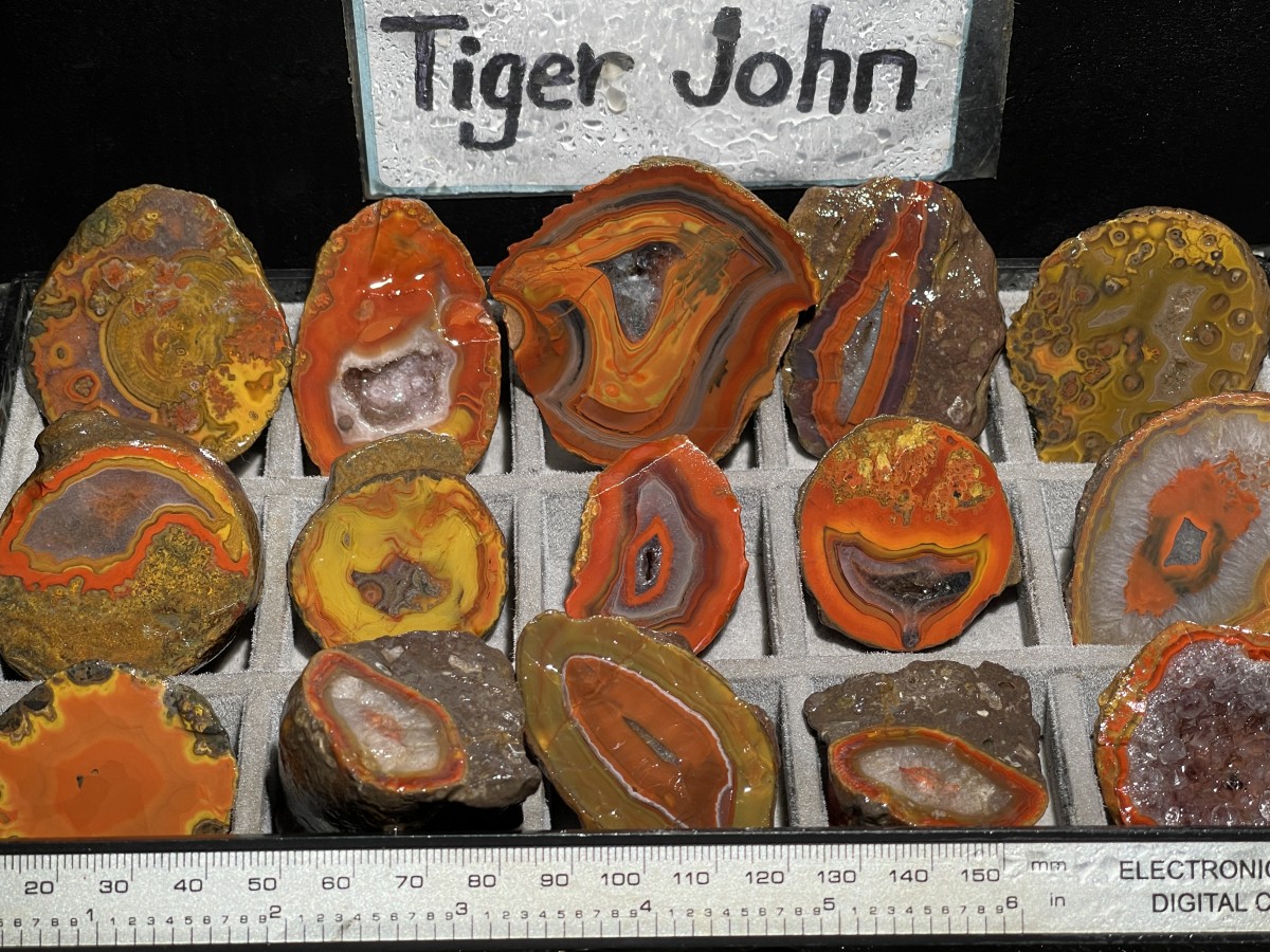 Natural 15 half Rough Chinese Agate crystal geode Achat Nodule Hebei 615g AA11