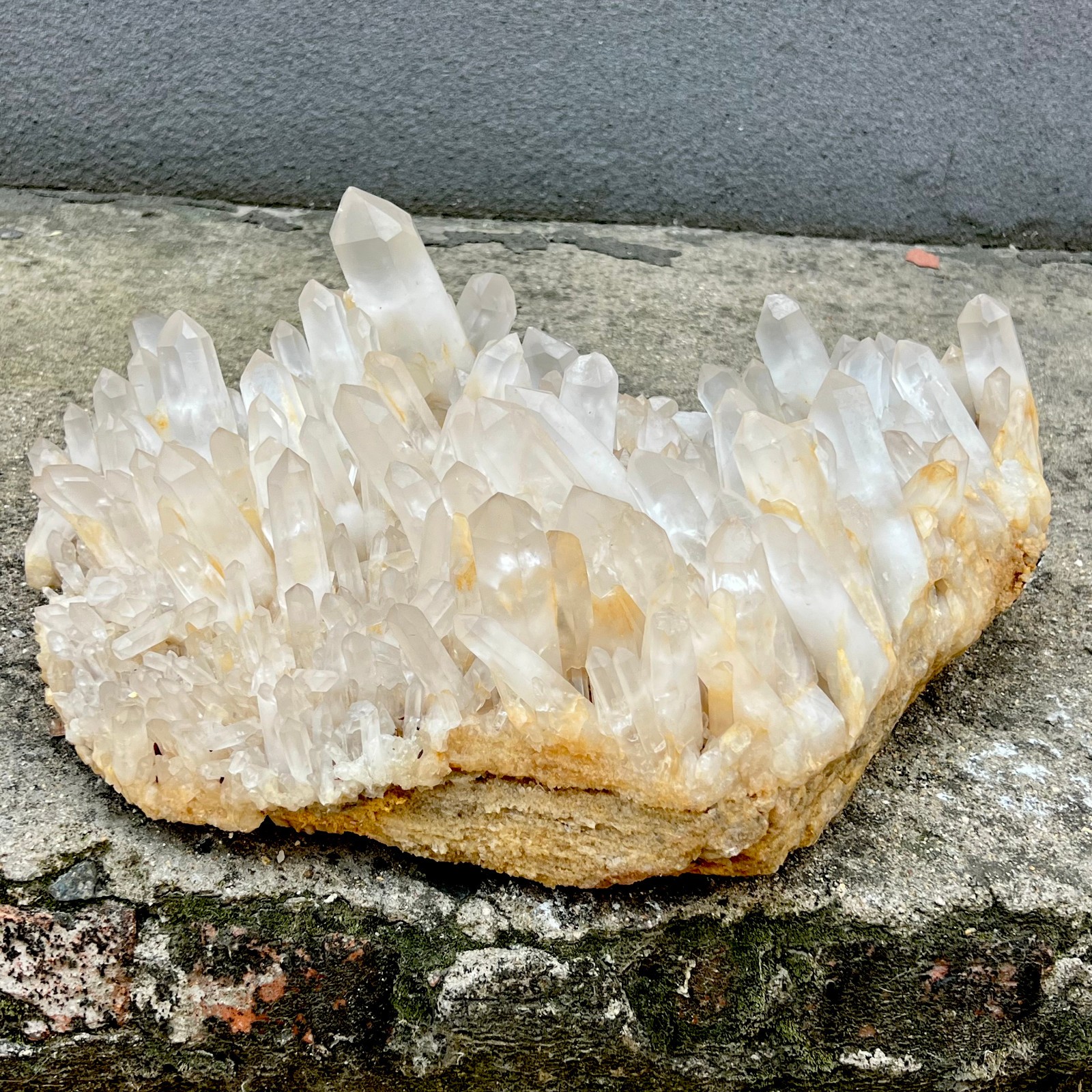 54LB New Find white Phantom Crystal Quartz Cluster Mineral Specimen Healing