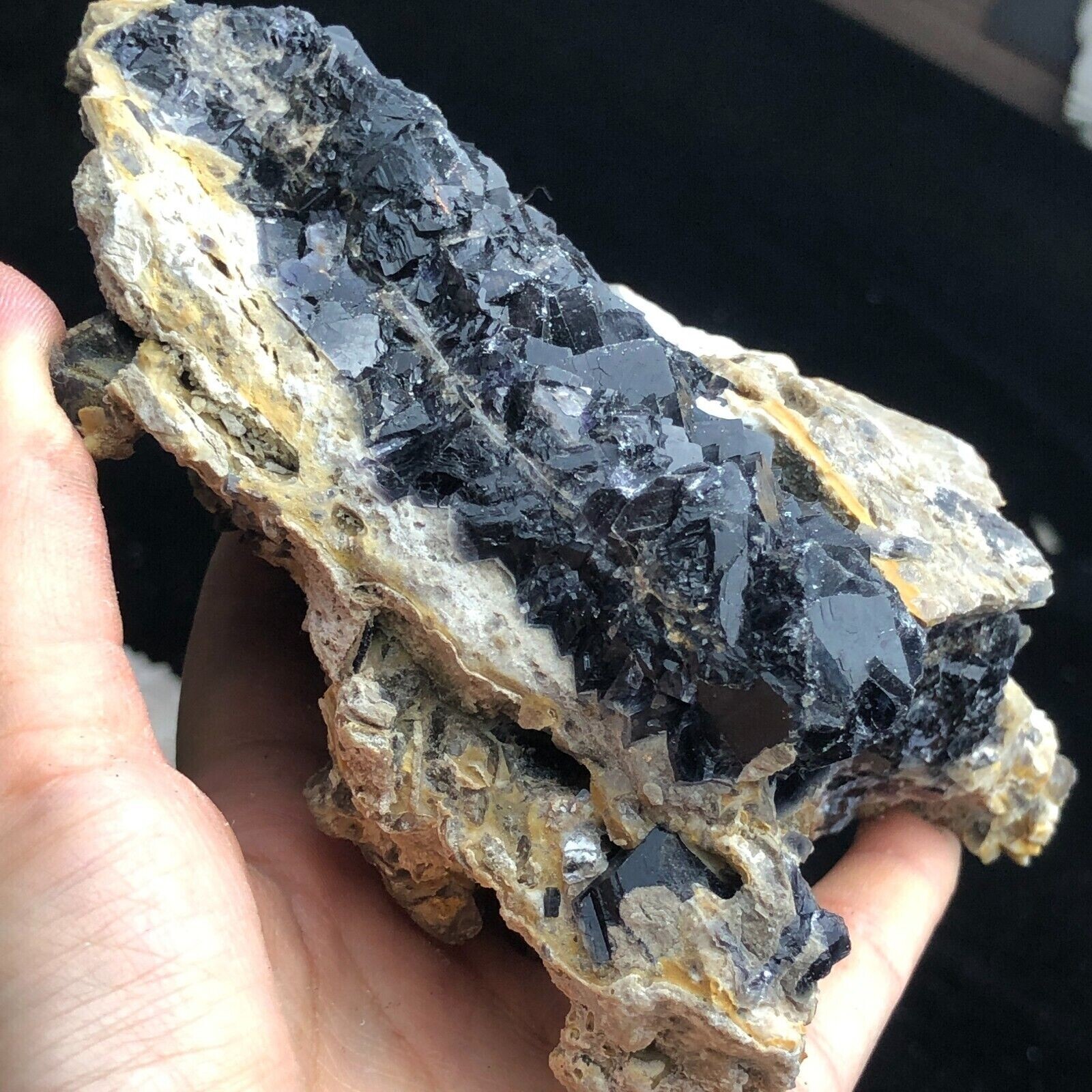 486g Translucent Deep Purple Cube Ladder Fluorescence Fluorite & Calcite