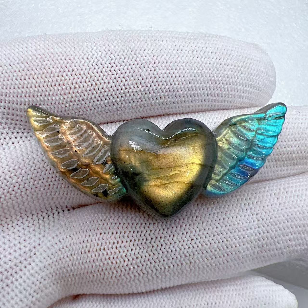 1pc Natural Labradorite Quartz Carved Lover Wing Skull Crystal Healing Gift
