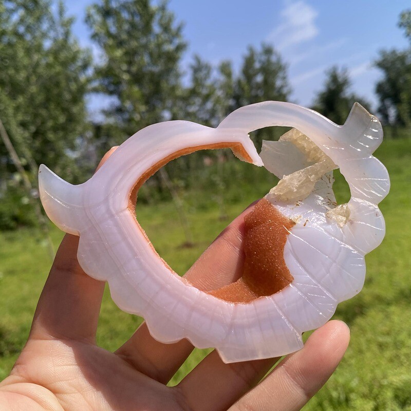 0.15kg Natural Geode agate Carved Love wings ,Quartz Crystal wings Reiki + Stand