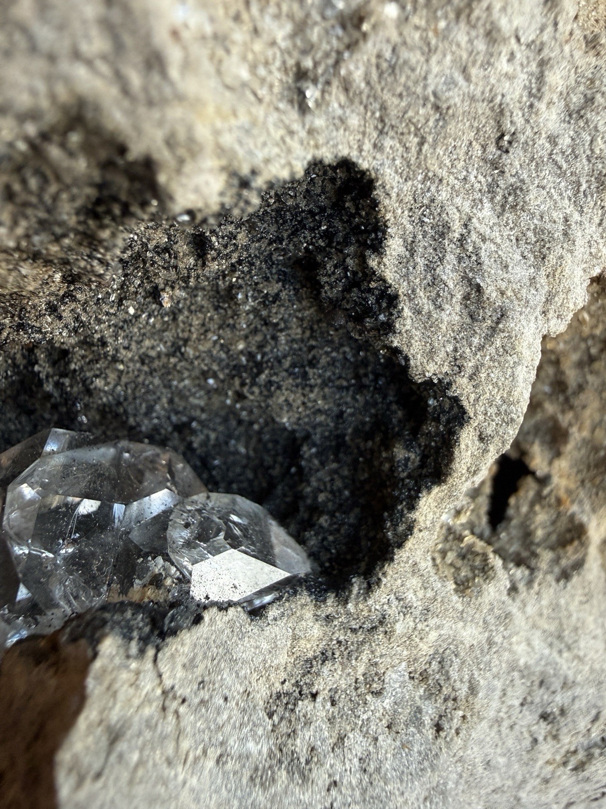 Huge 6 lb Herkimer Diamond Quartz Crystal in Matrix Specimen 6″ Tall NY Mineral