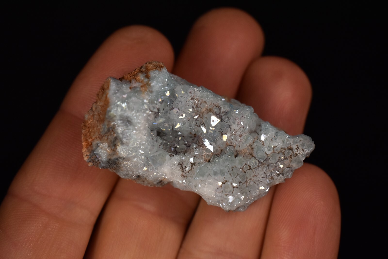 *AQUA AURA* Crystal Cluster 21.6g 4.9cm *CLEAR* Quartz Gold Fumes, Throat Chakra