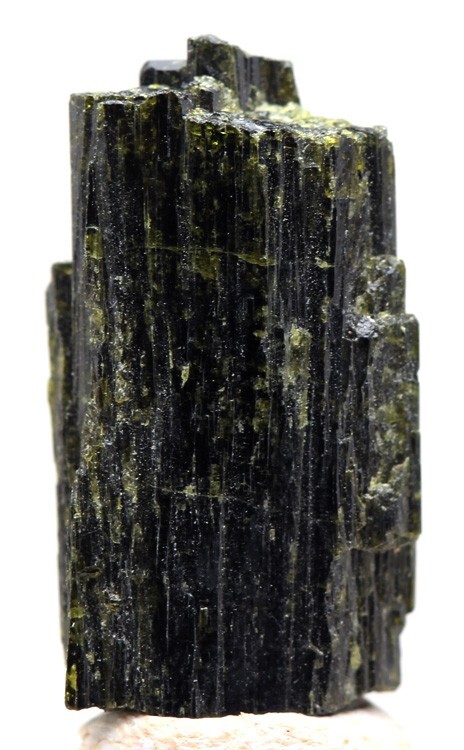 EPIDOTE Specimen Green Crystal Cluster Mineral PERU w/ ID card