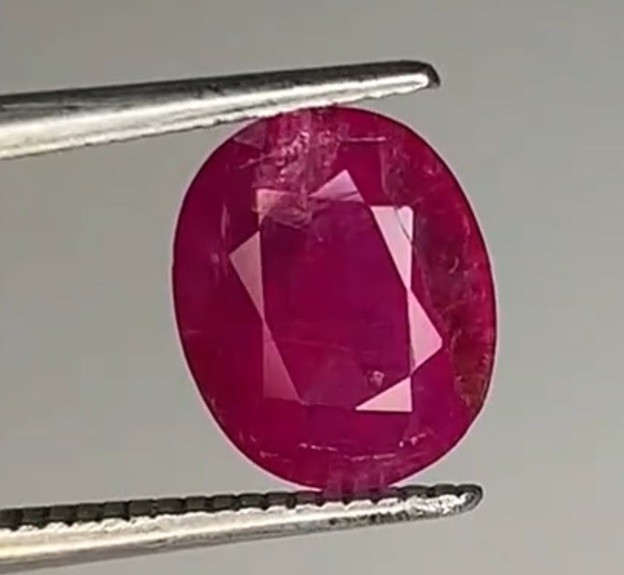 1.95Ct Beautiful Natural Color Ruby Oval Cut From Afghanistan