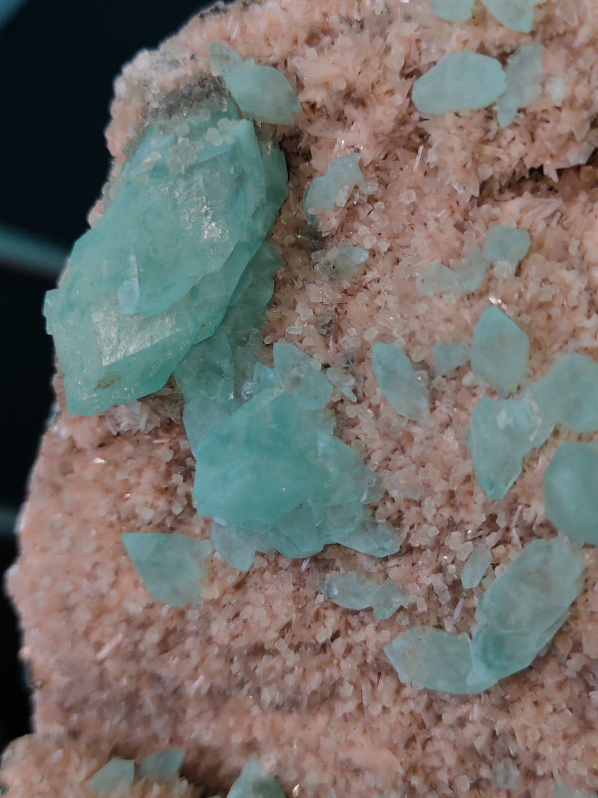 Bluesh Light Green Apophyllite on Heulandite with Micro Calcite.