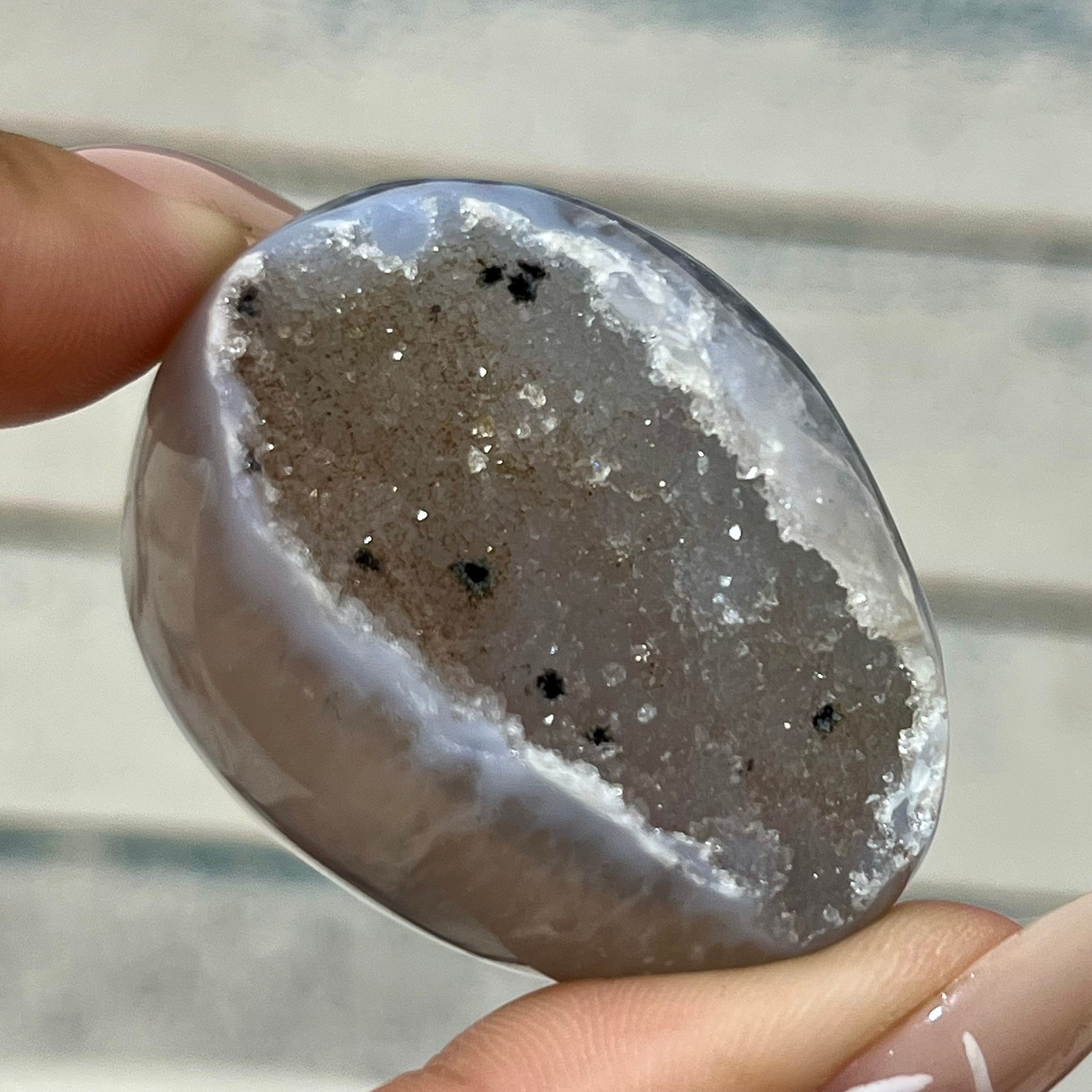 47 g Natural Crystal Agate Egg Geode Druzy Home Office Decor Display Art