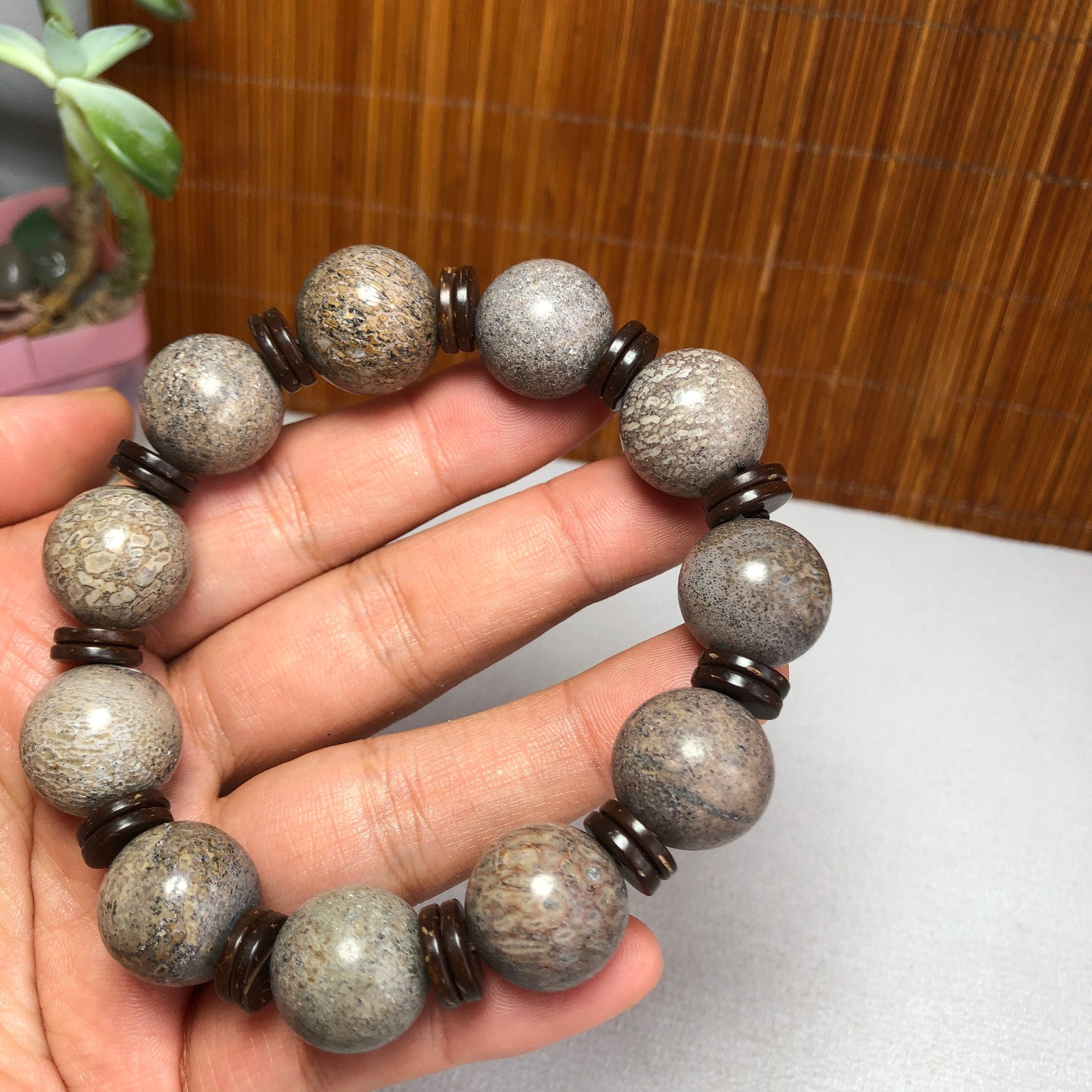 16+mm Natural dinosaur bone gemstone Crystal chain bracelet Specimen A9176
