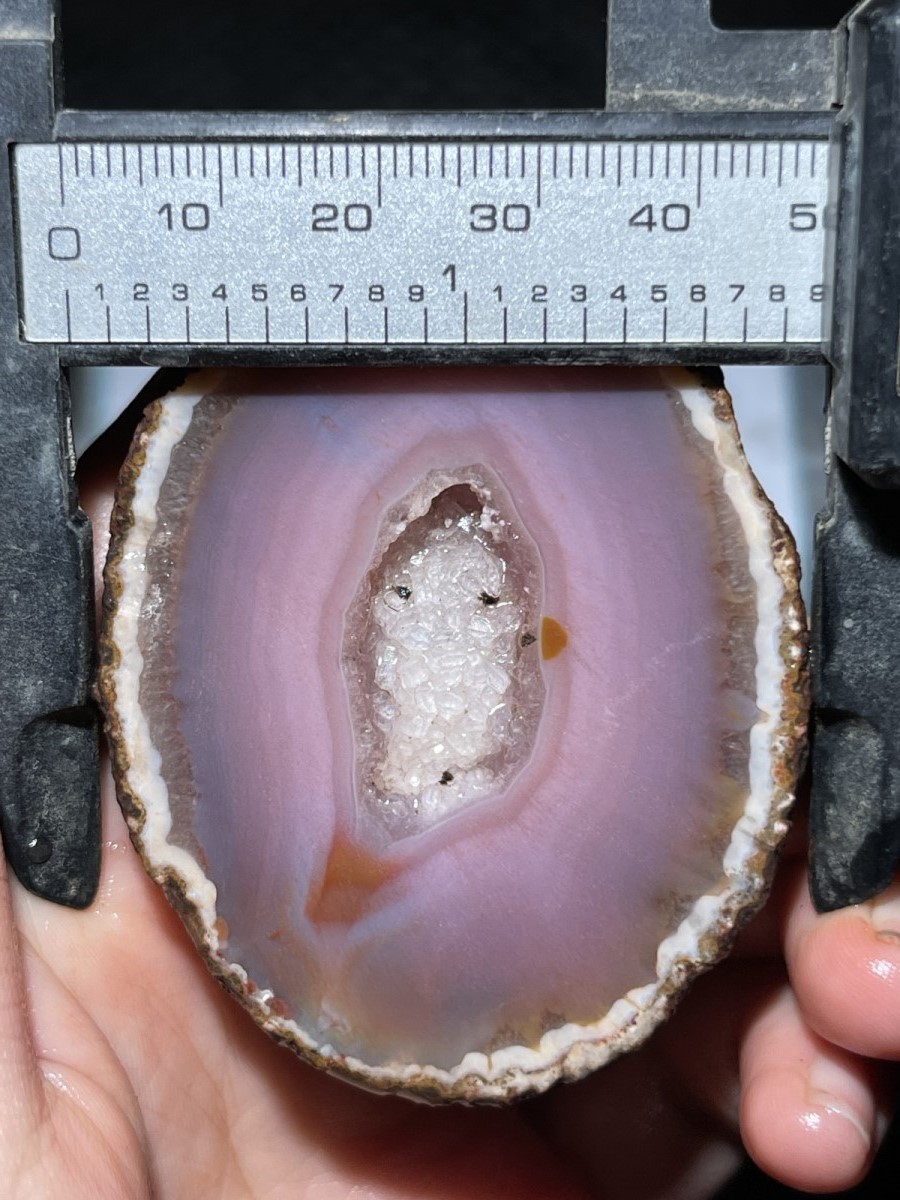 1Pair pink China Agate Hebei xuanhua natural Slices Crystal collectible 185g 73