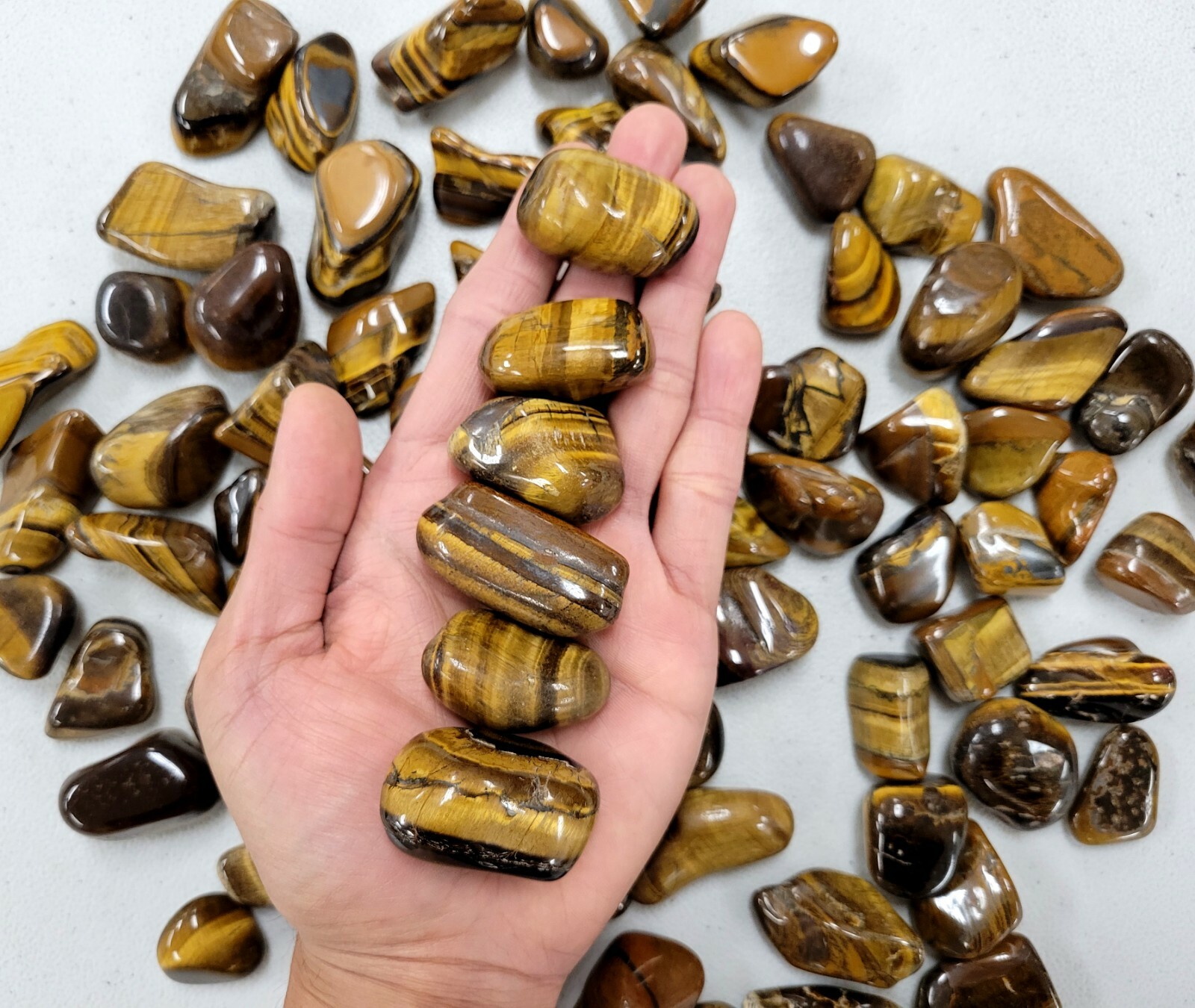 Tumbled Golden Tigers Eye Crystals Bulk 1″ to 2″ Large Polished Healing Stones