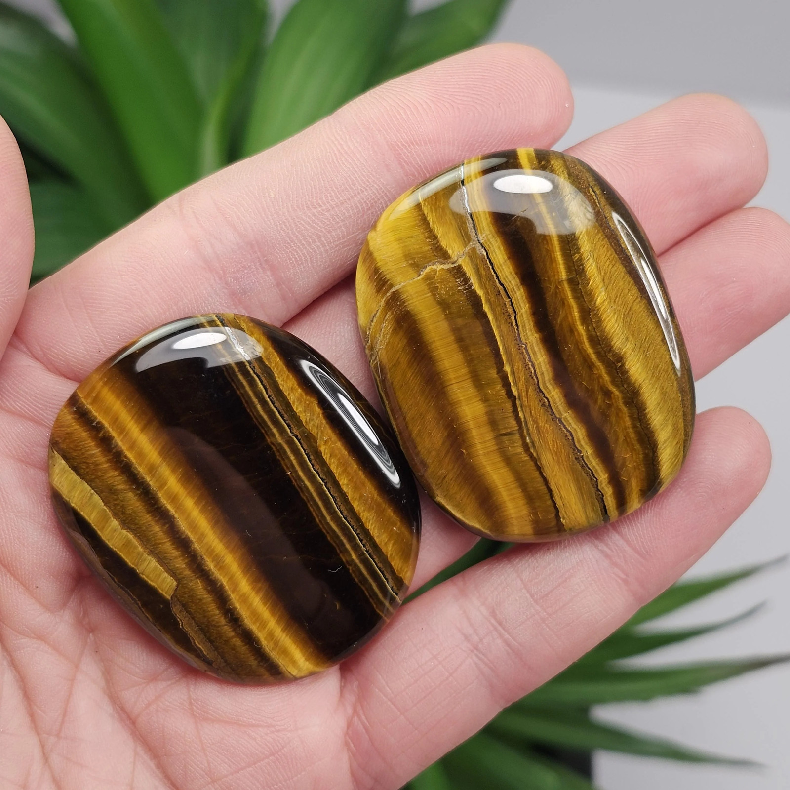Tiger’s Eye Palm Stone, Polished Tigers Eye Crystal