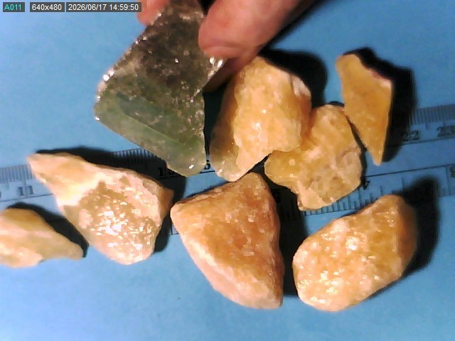 CALCITE SPECIMENS MIXED COLOR & SIZES LOT FROM UNKNOWN LOT #D122